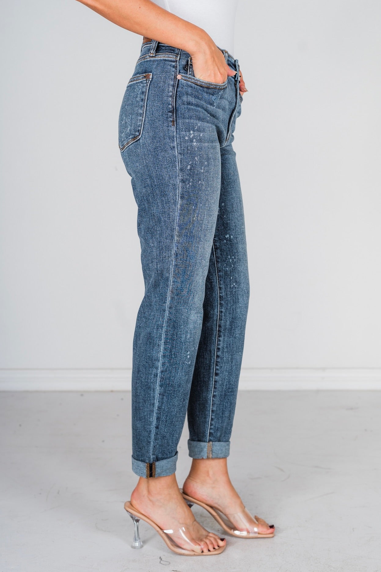 Judy Blue Bleach Splash Boyfriend Jeans