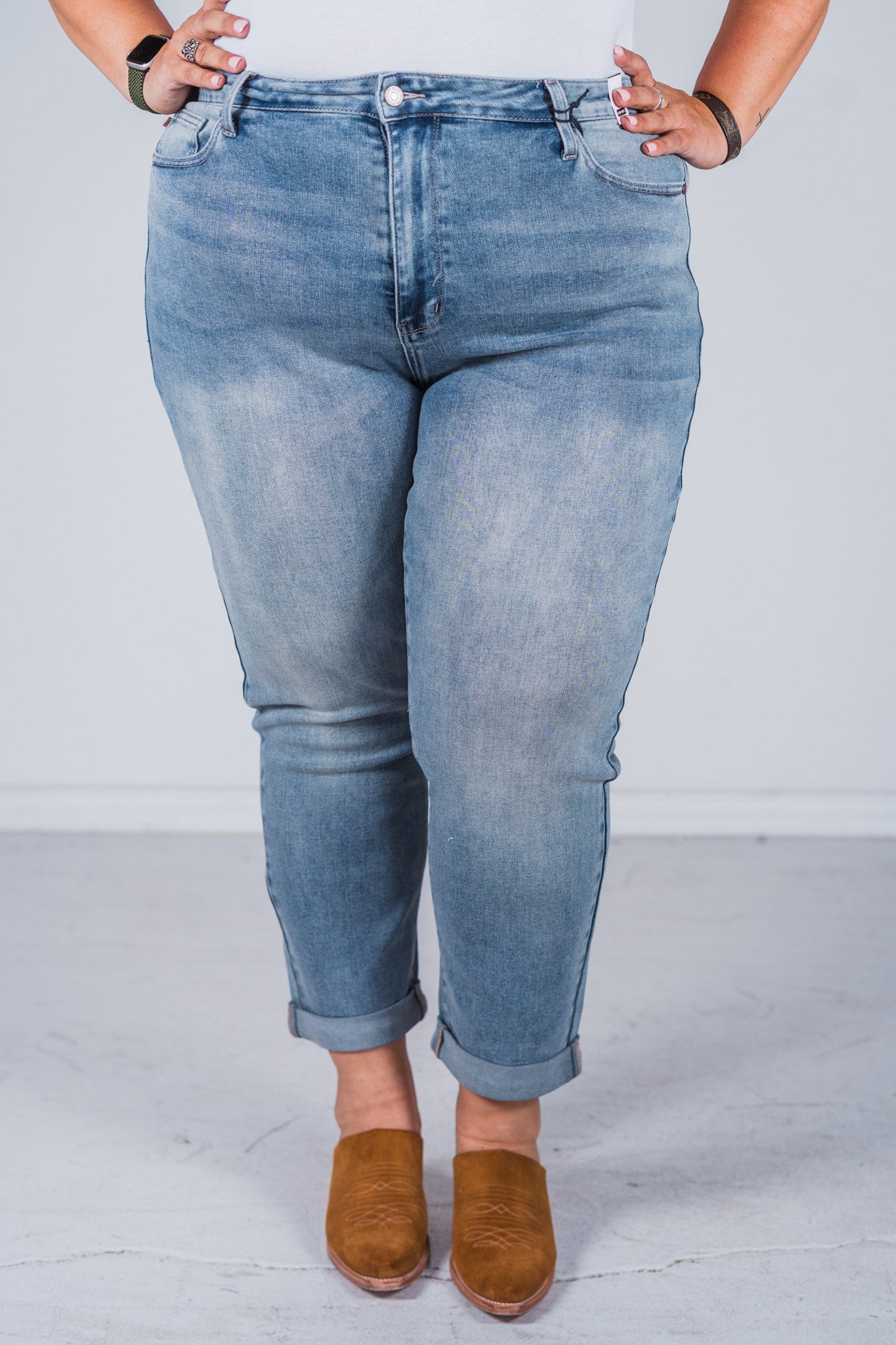 Judy Blue Vintage Wash Double Cuffed Boyfriend Jeans