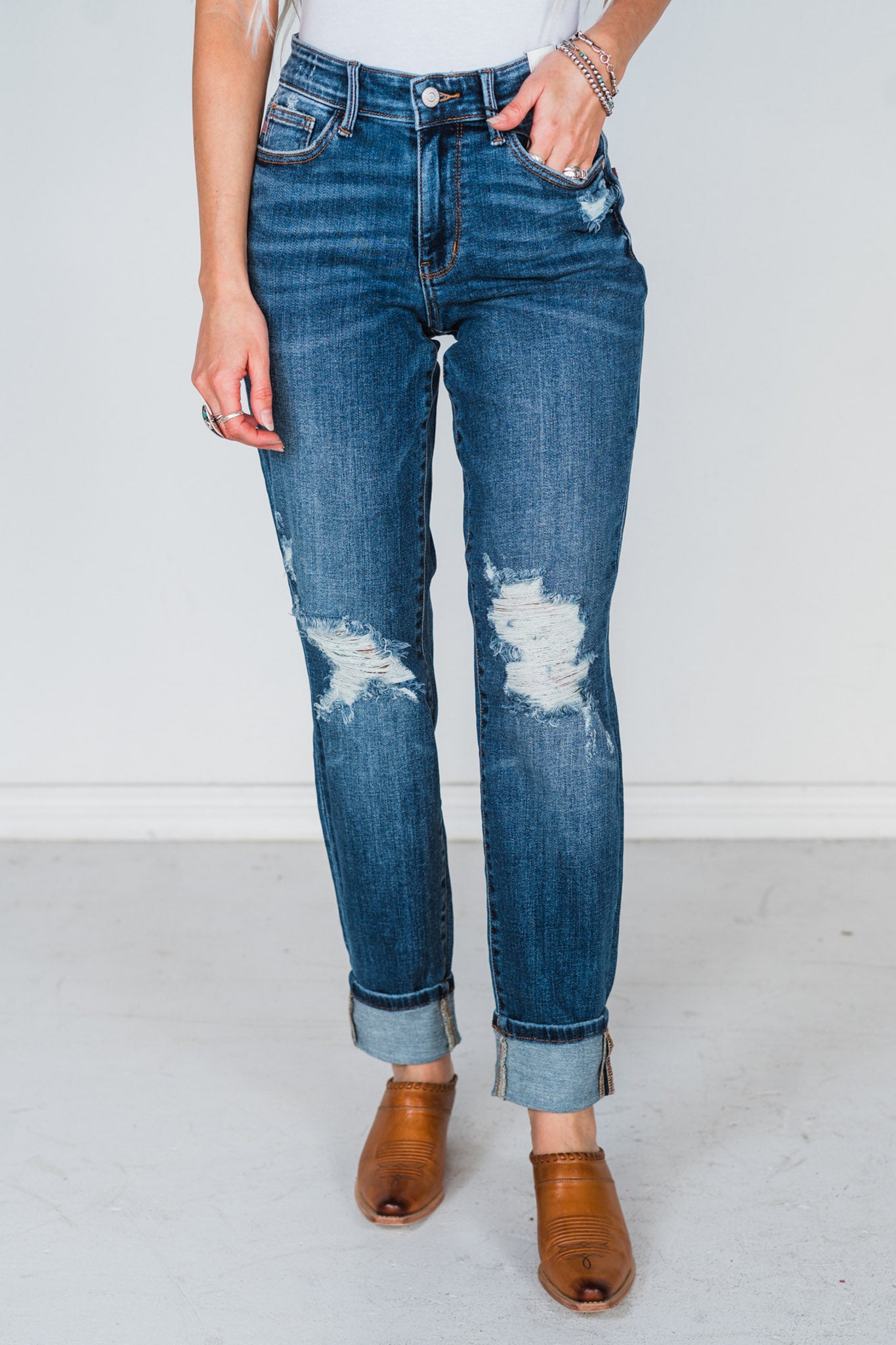 Judy Blue Distressed Cell Phone Pocket Mid Rise Cuffed Boyfriend Jeans