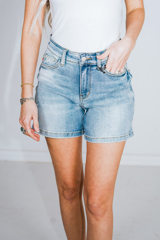 Judy Blue Mid Rise Vintage Wash Dad Shorts