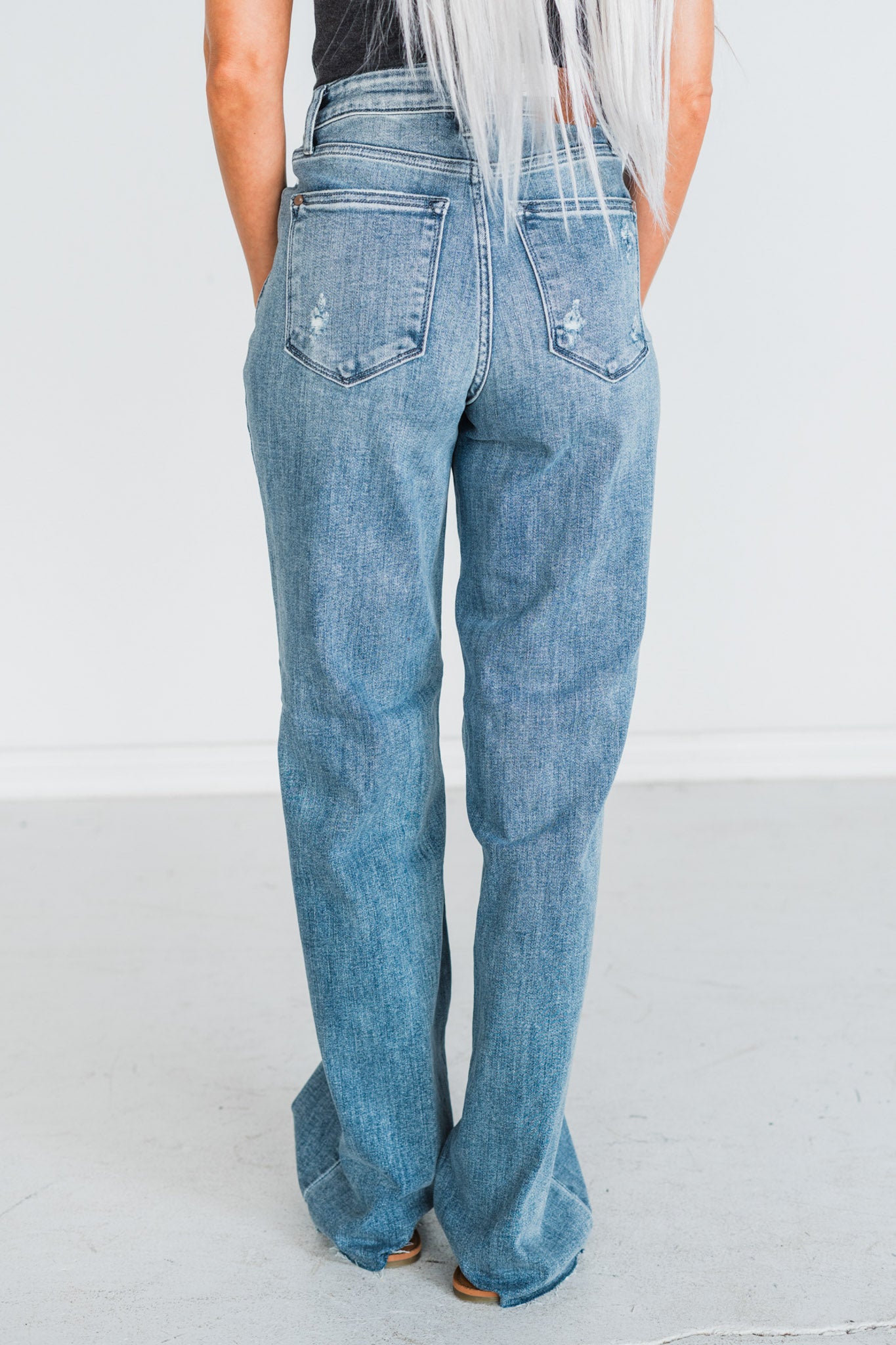 Judy Blue V-Front Baggy Jeans