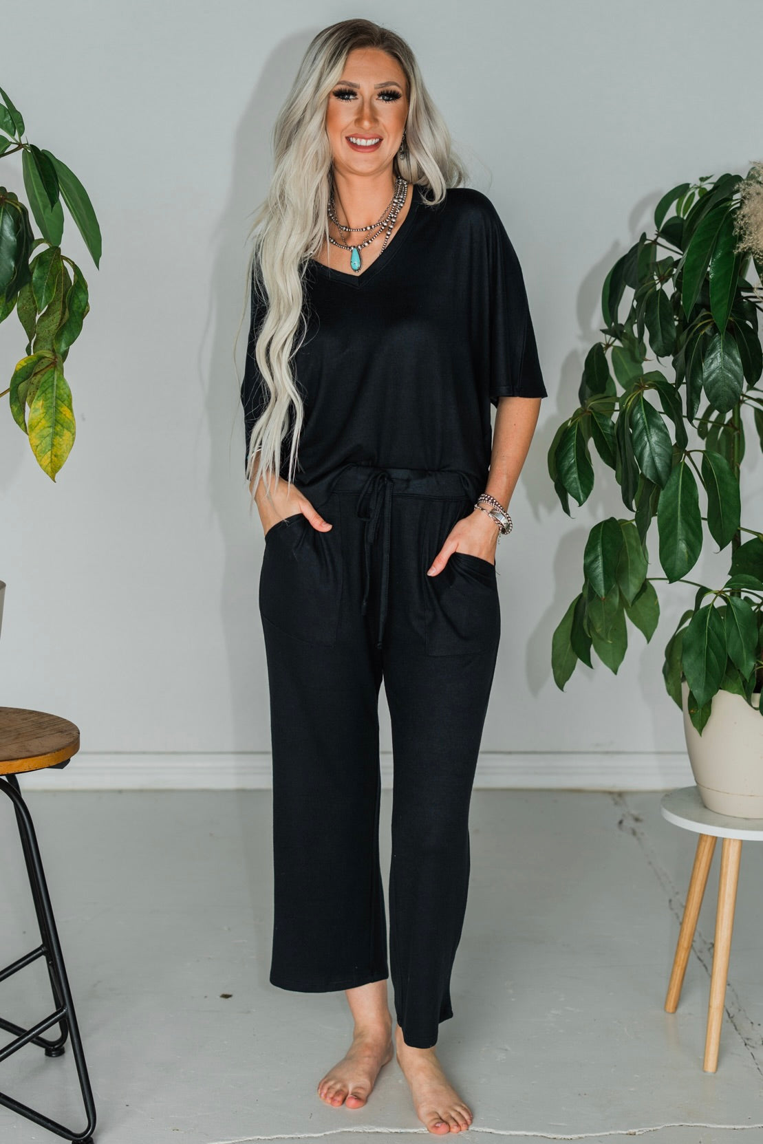 Black Dream Relaxed V-Neck & Capri Lounge Set