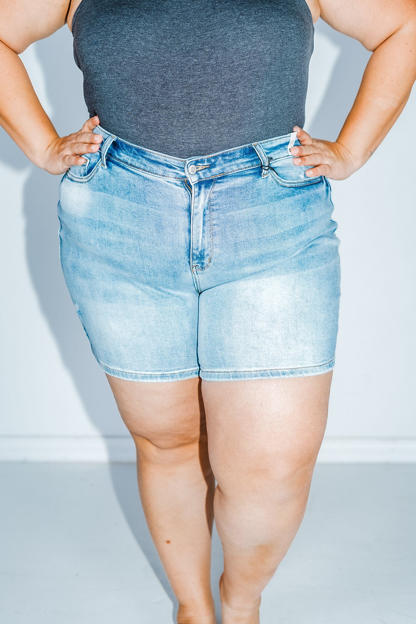 Judy Blue Mid Rise Vintage Wash Dad Shorts