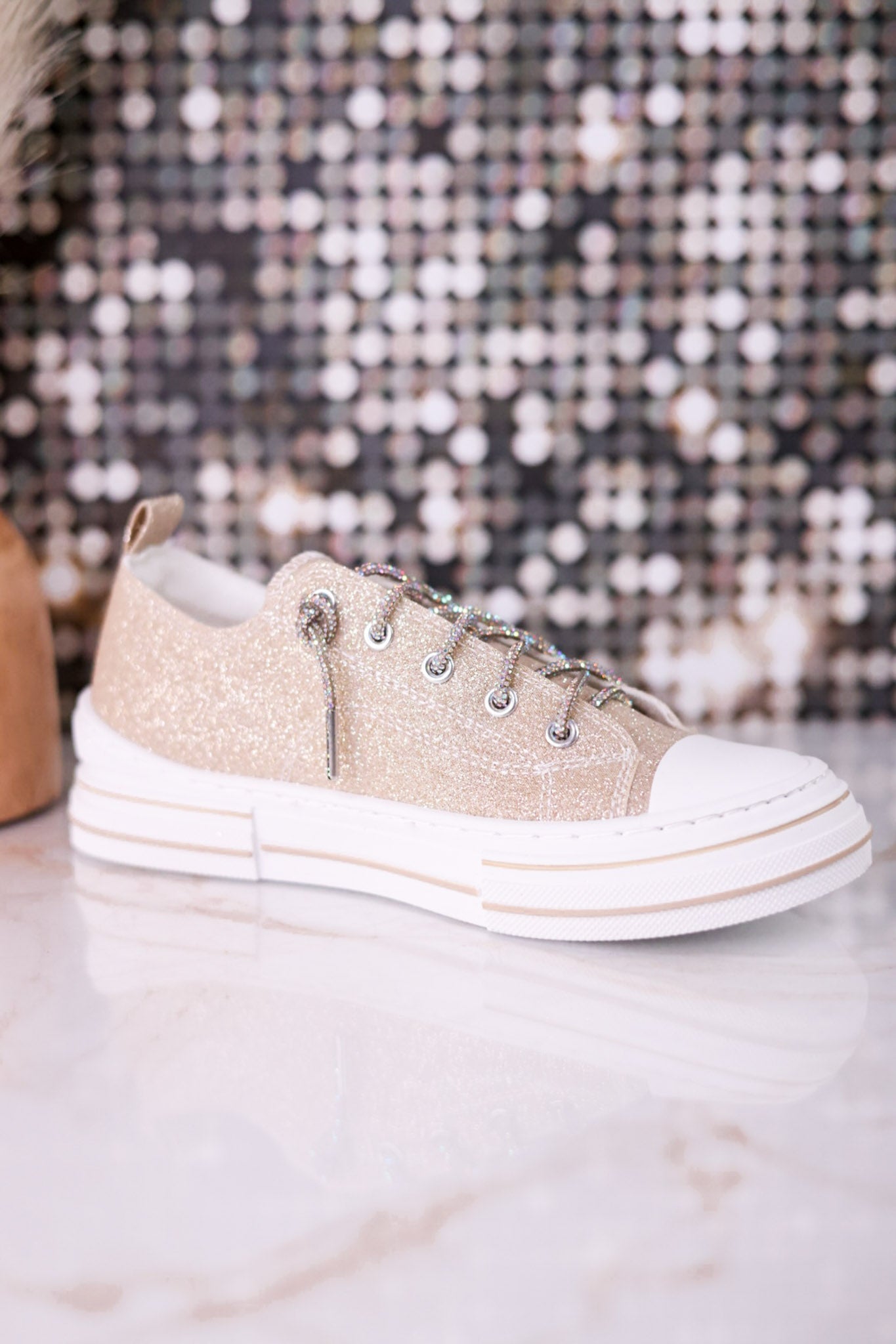 Aman 2 Gold Glitter Sneakers - Whiskey Skies - VERY G