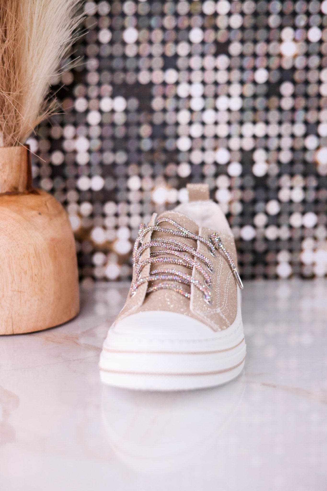 Aman 2 Gold Glitter Sneakers - Whiskey Skies - VERY G