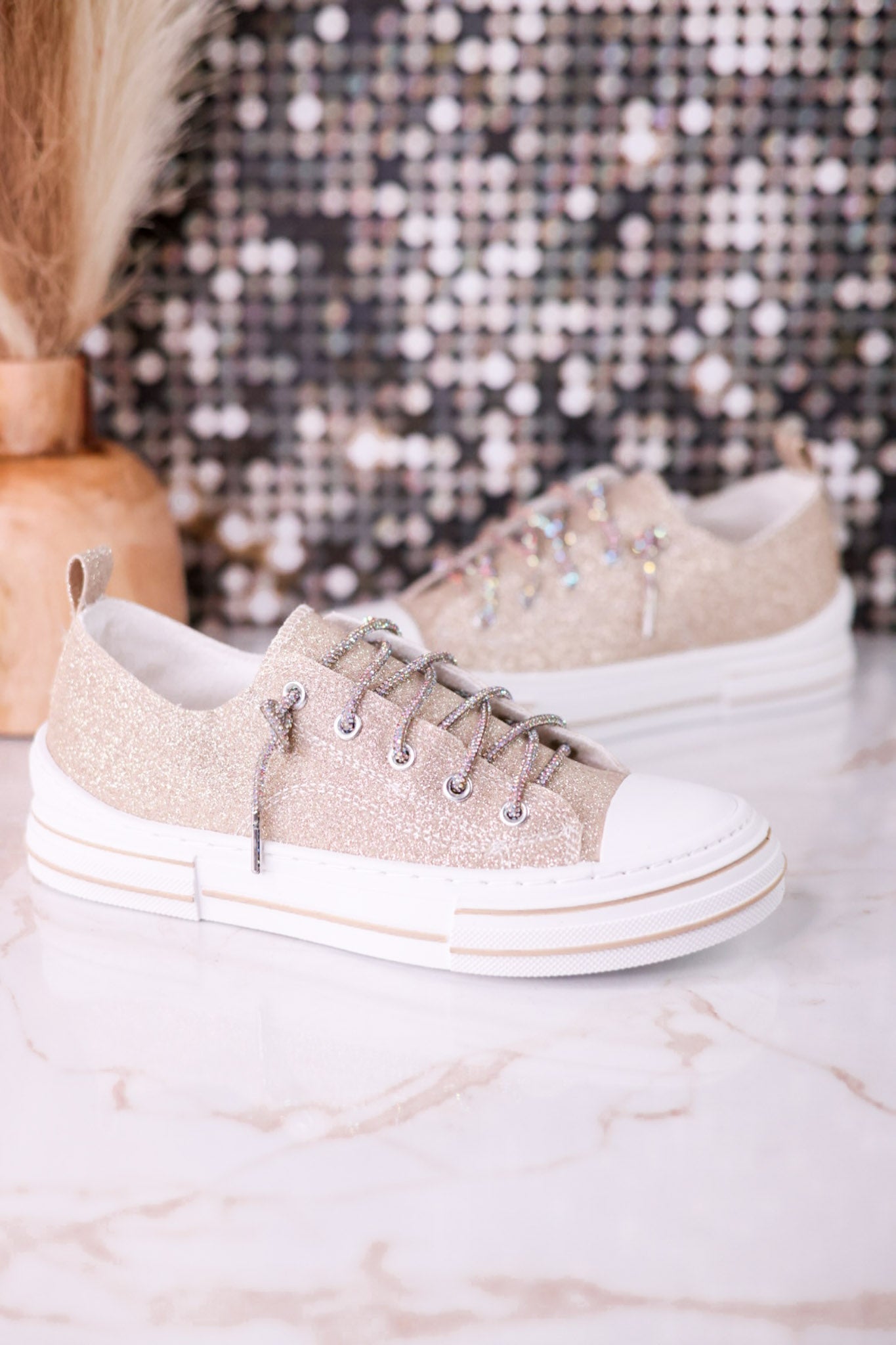 Aman 2 Gold Glitter Sneakers - Whiskey Skies - VERY G
