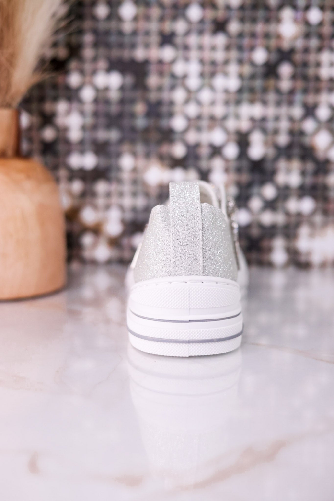 Aman 2 Silver Glitter Sneakers - Whiskey Skies - VERY G