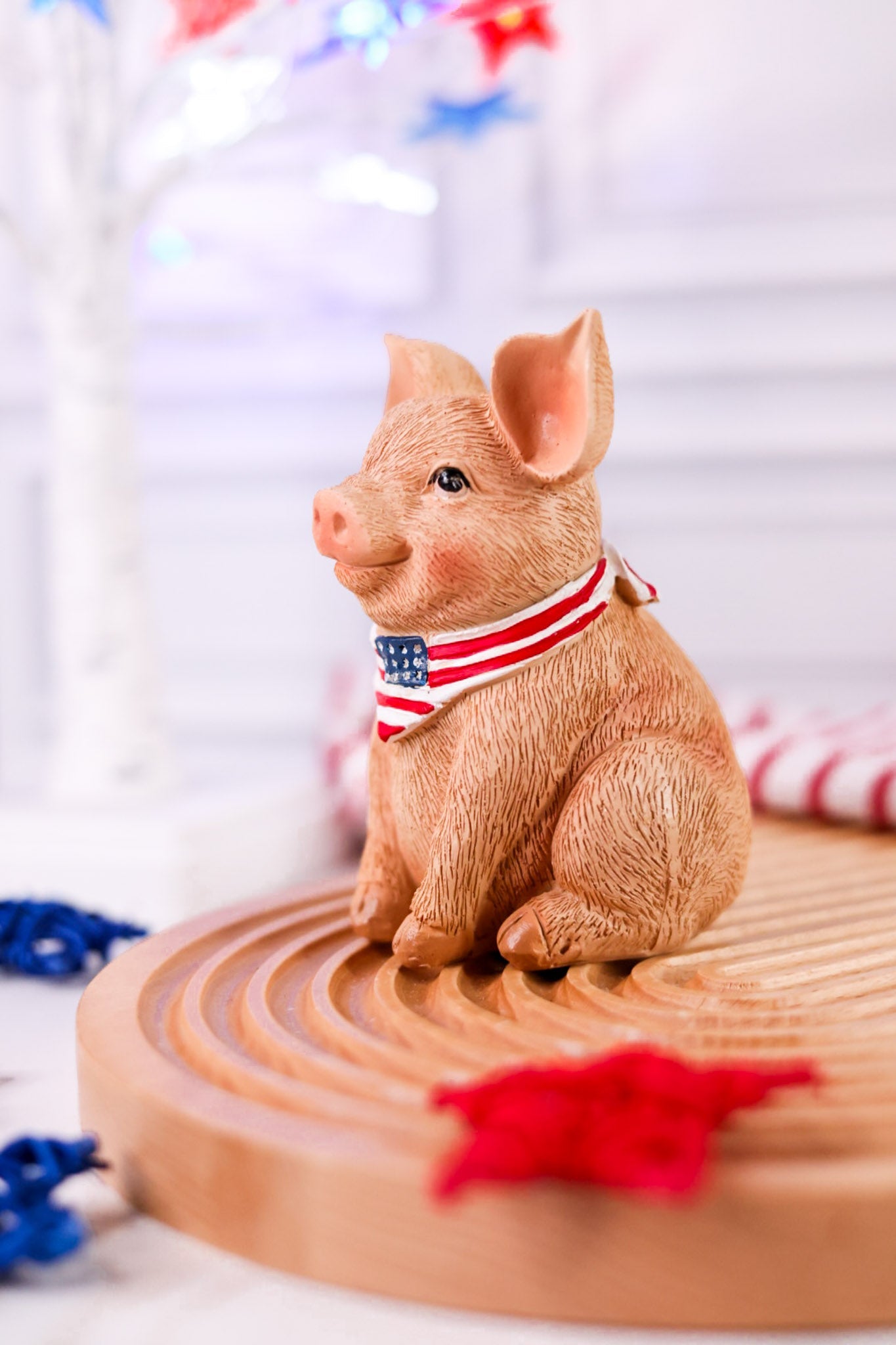 Americana Pig Resin Figure - Whiskey Skies - WT COLLECTION