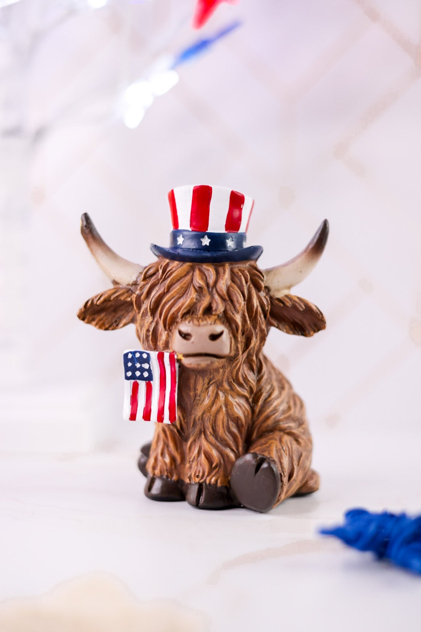 Americana Resin Highland Cow Figurines (2 Styles) - Whiskey Skies - GERSON COMPANIES