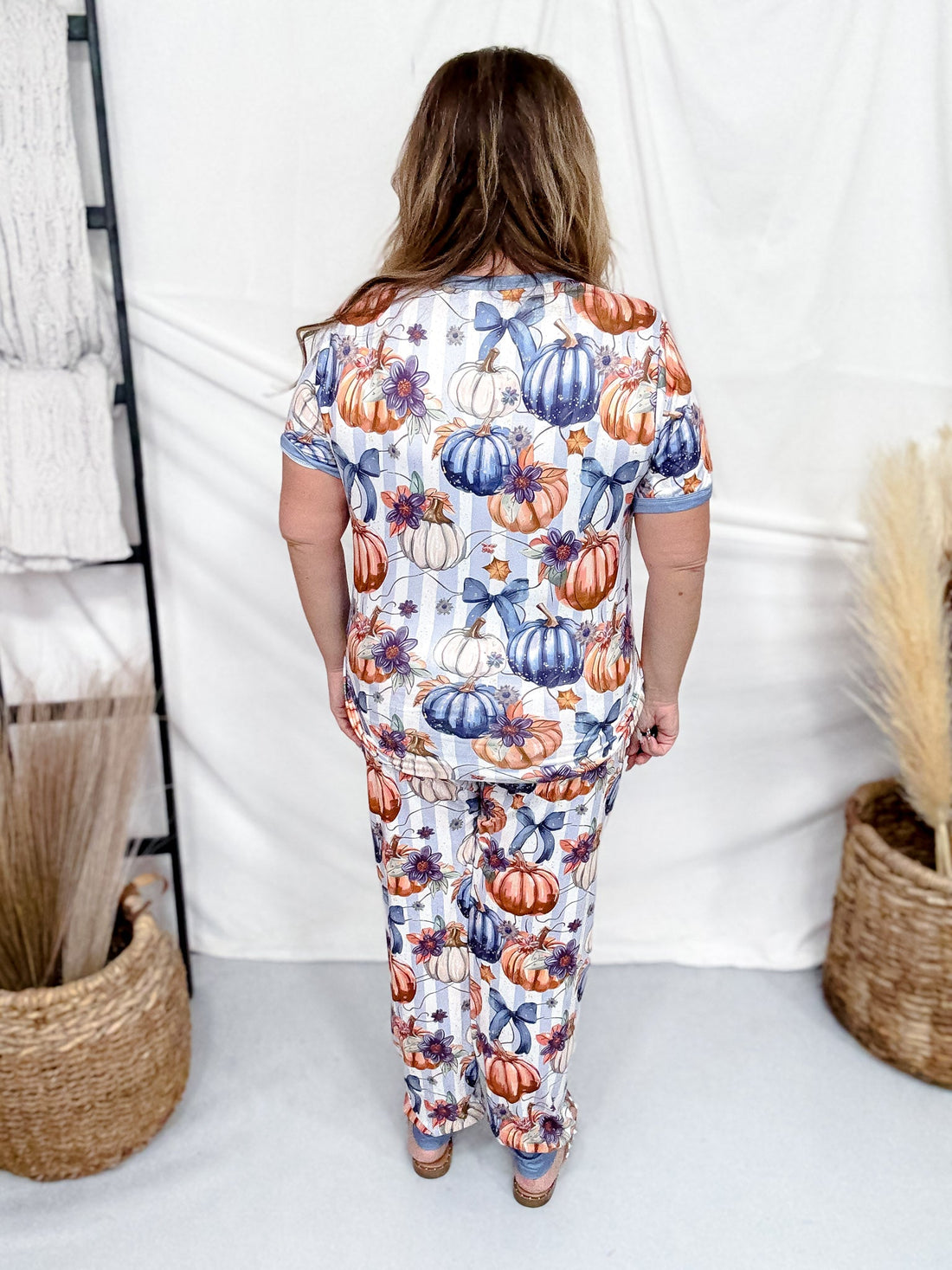 Autumn Pumpkin Loungewear Set - Whiskey Skies - SHIRLEY & STONE