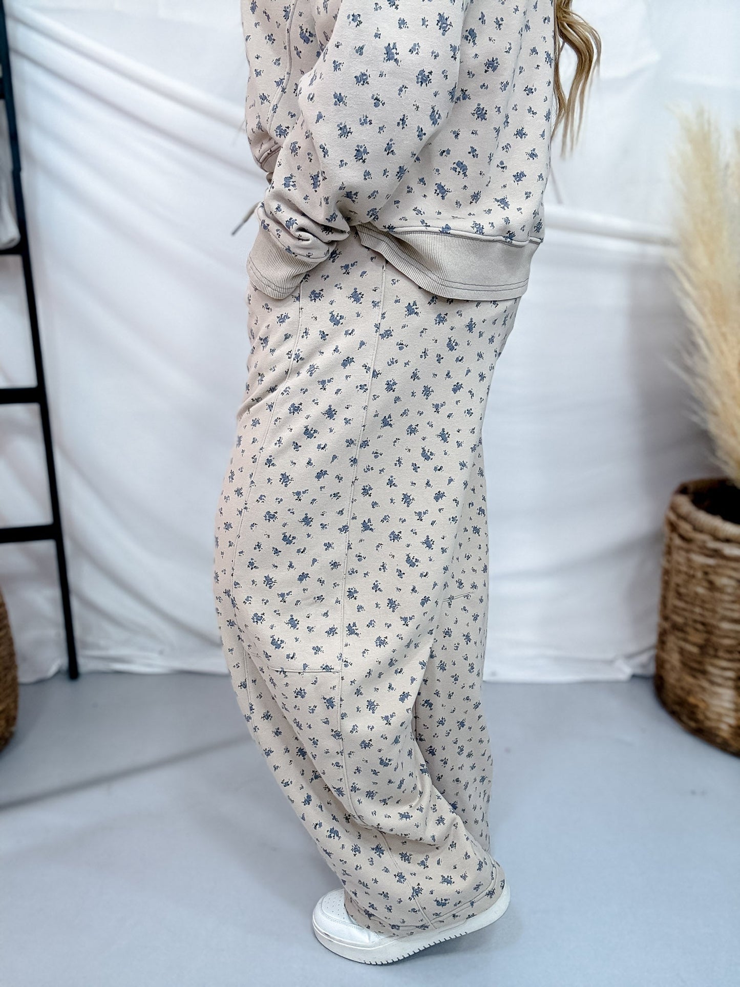 Beige & Blue Floral Print Straight Leg Lounge Pants - Whiskey Skies - THE GREII