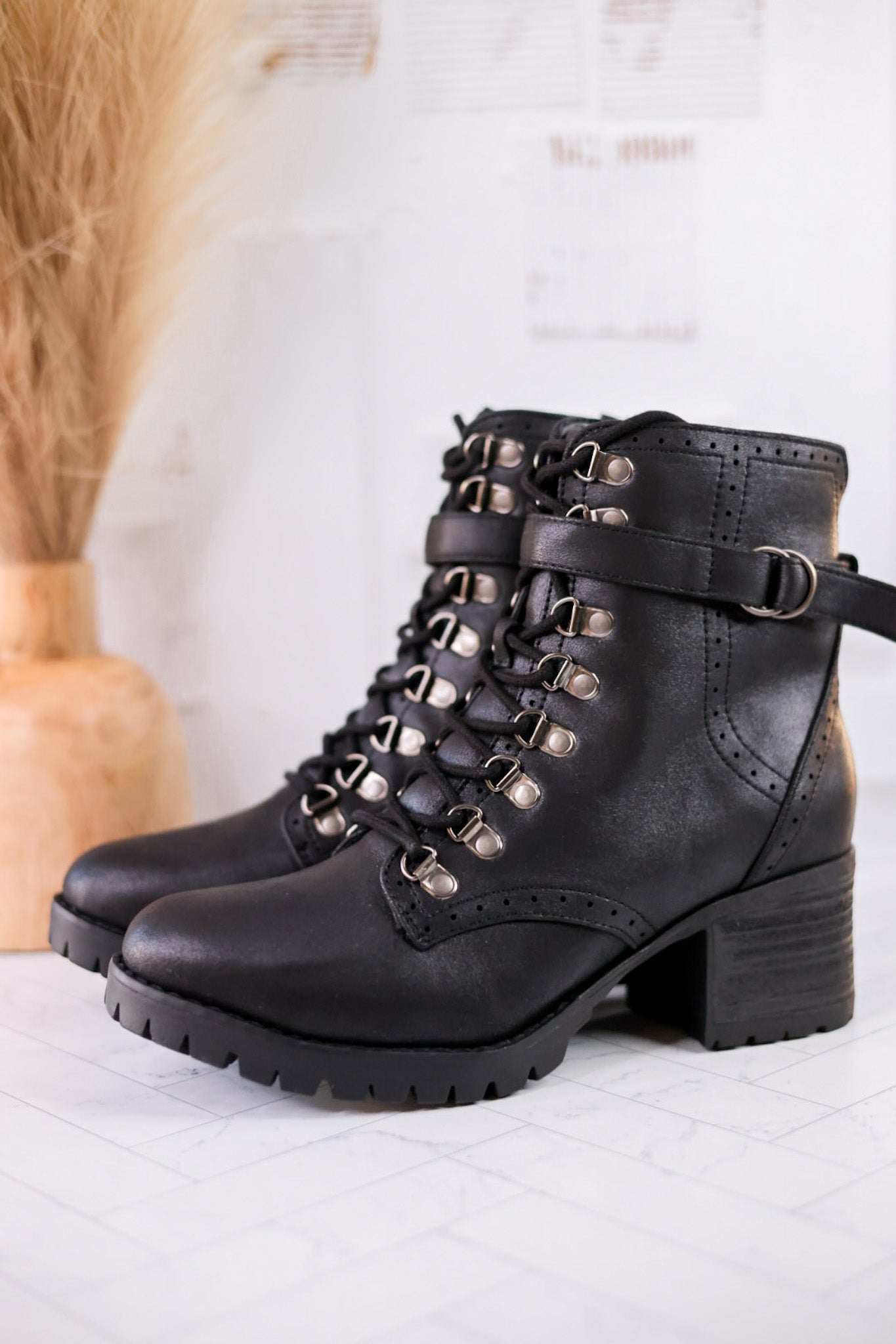 Black Donatella Heeled Boots - Whiskey Skies - VERY G