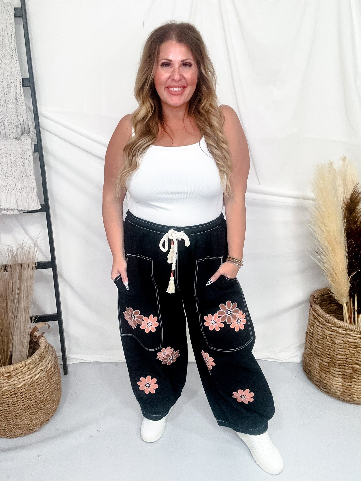 Black Drawstring Waist Cropped Pants With Floral Appliques - Whiskey Skies - ODDI