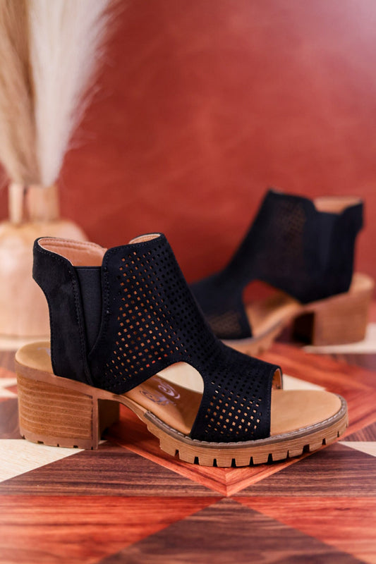 Black Milsy Chunky Heel Ankle Sandals - Whiskey Skies - VERY G