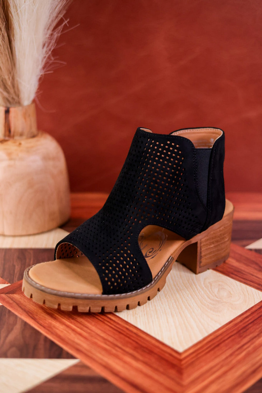 Black Milsy Chunky Heel Ankle Sandals - Whiskey Skies - VERY G