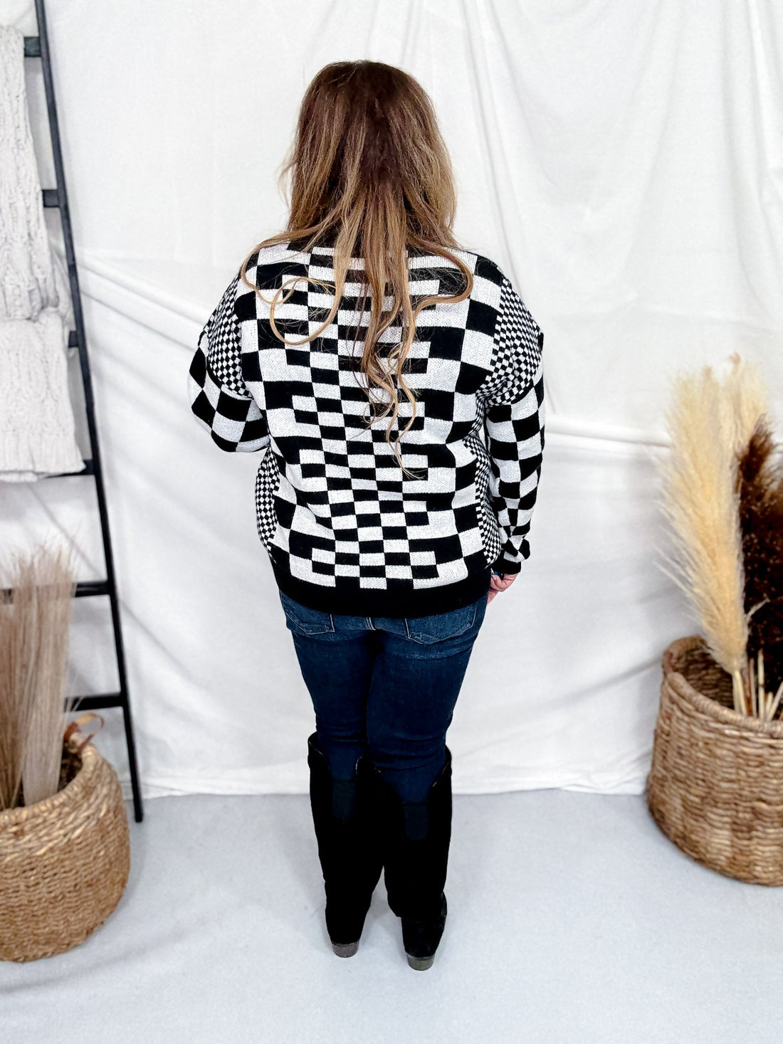 Black & Off White Chic Checkered Casual Pullover Sweater - Whiskey Skies - SWEET GENERIS