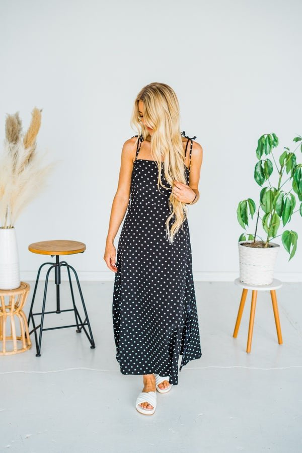 Black and white polka dot maxi dress deals