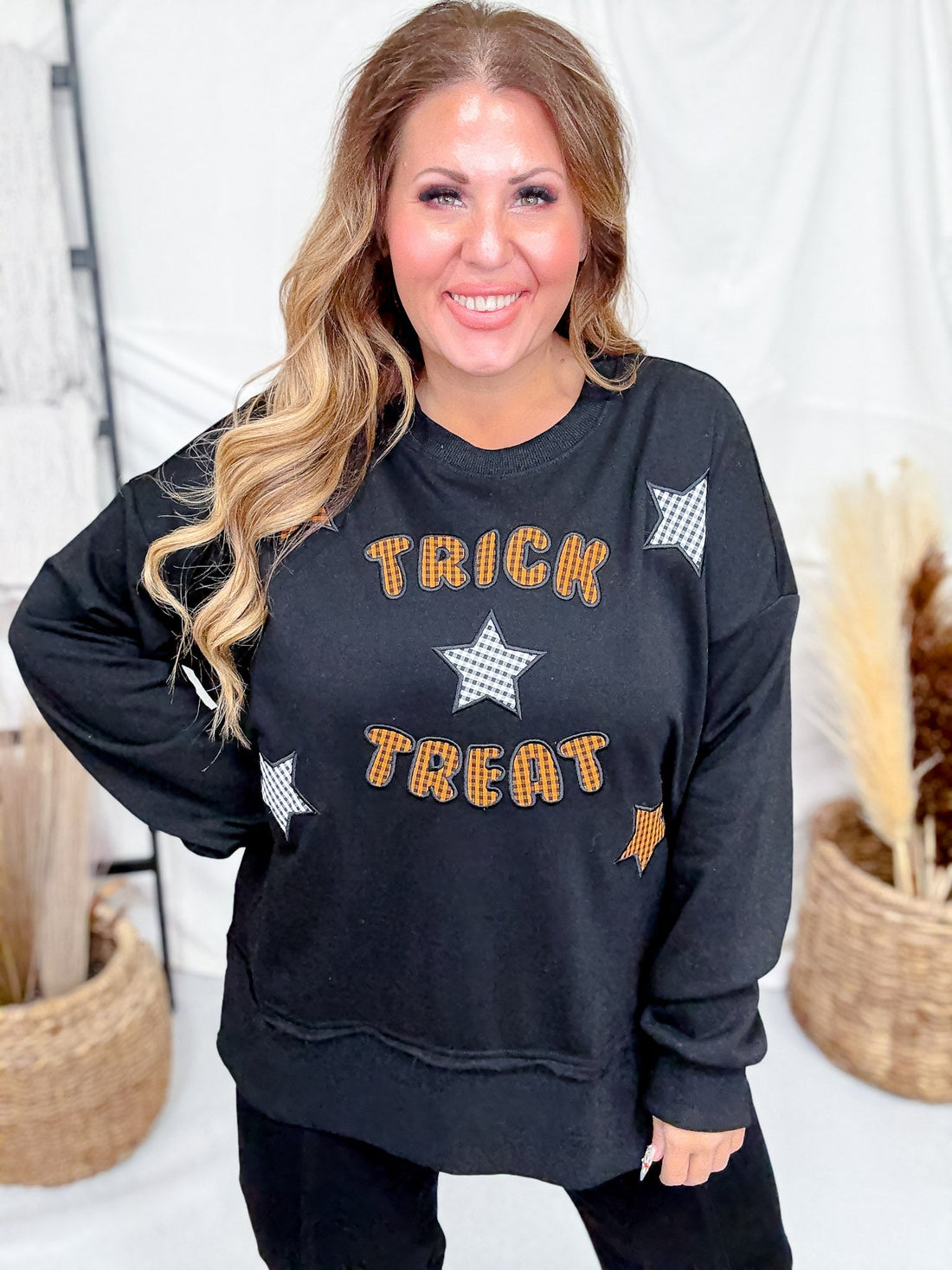 Black Sweatshirt With Gingham Patterned "Trick Or Treat" - Whiskey Skies - ODDI