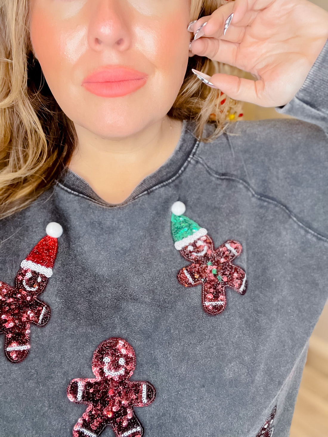 Black Sweatshirt with Sequin Gingerbread Cookies - Whiskey Skies - WHITE BIRCH