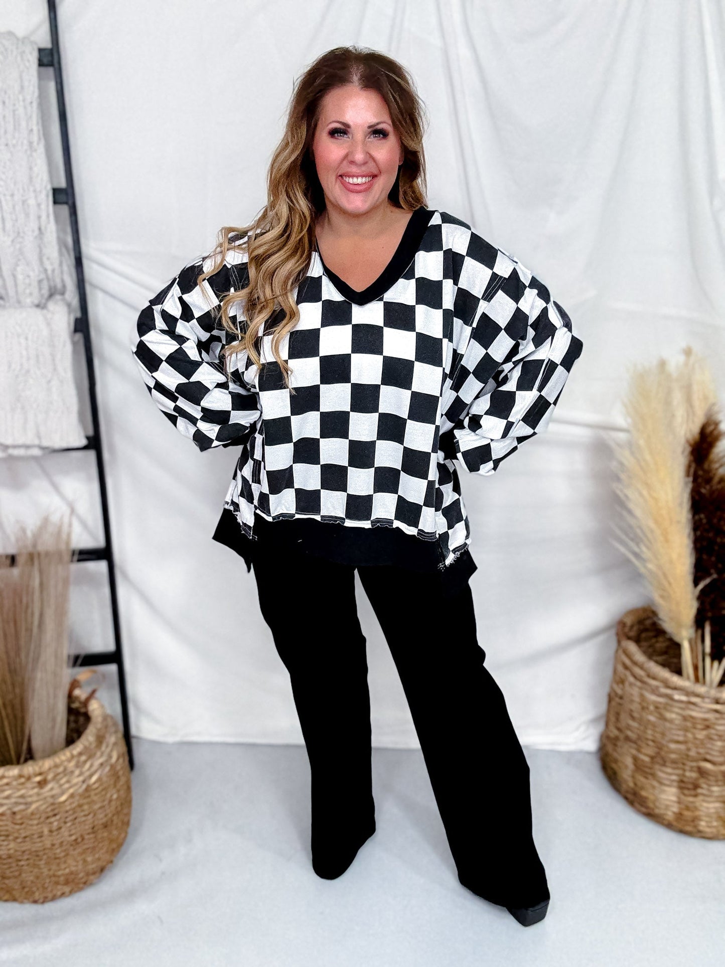Black & White Checkered V - Neck Sweatshirt - Whiskey Skies - ODDI