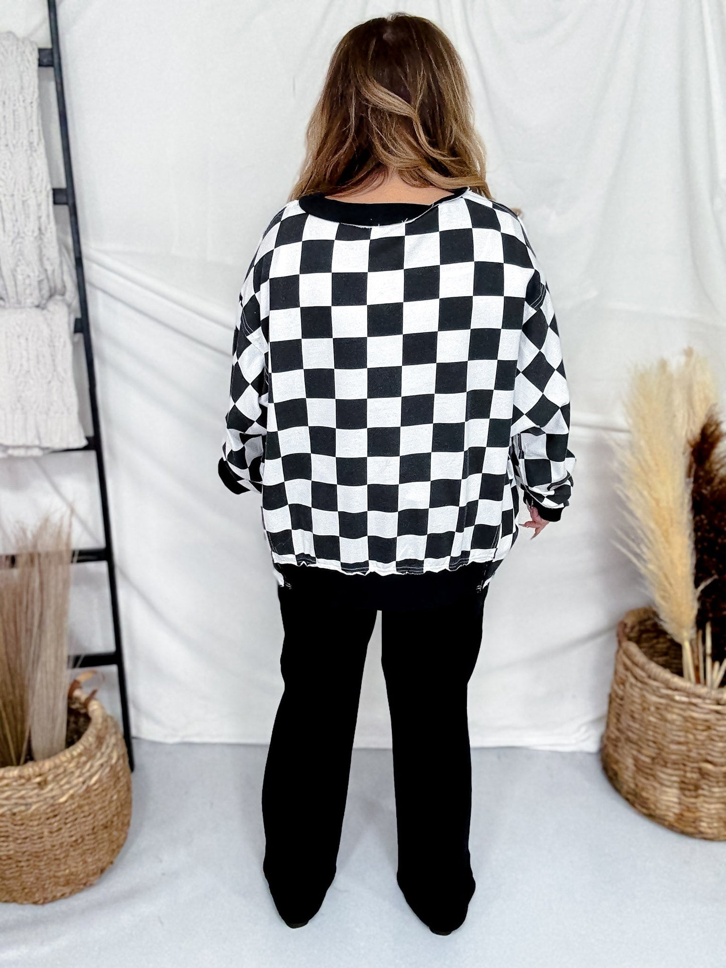 Black & White Checkered V - Neck Sweatshirt - Whiskey Skies - ODDI