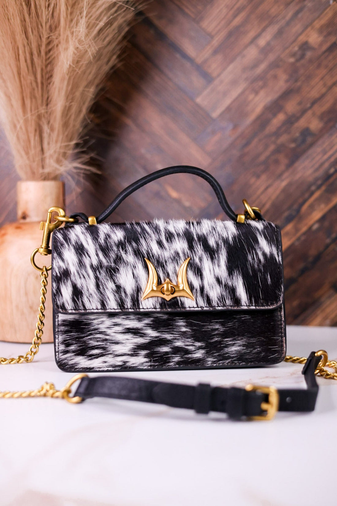 Black & White Cowhide Valencia Ostrich Bag W/ Leather Features - Whiskey Skies - LOYAL WEST