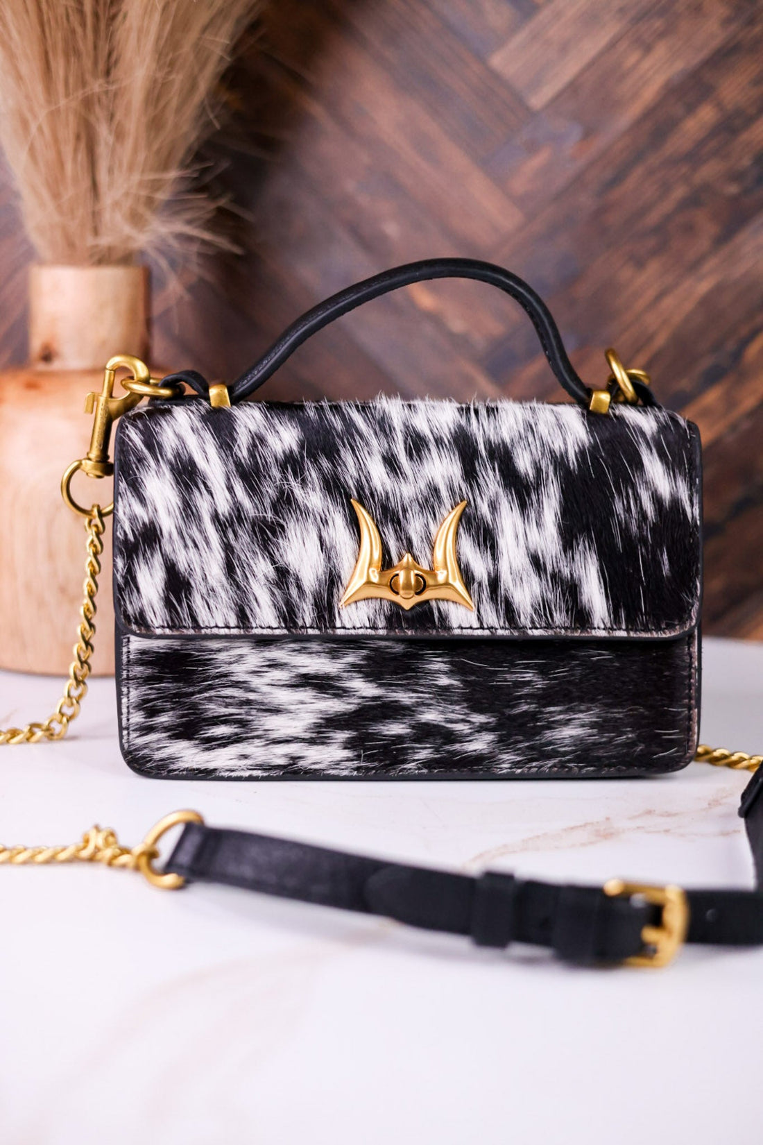 Black & White Cowhide Valencia Ostrich Bag W/ Leather Features - Whiskey Skies - LOYAL WEST