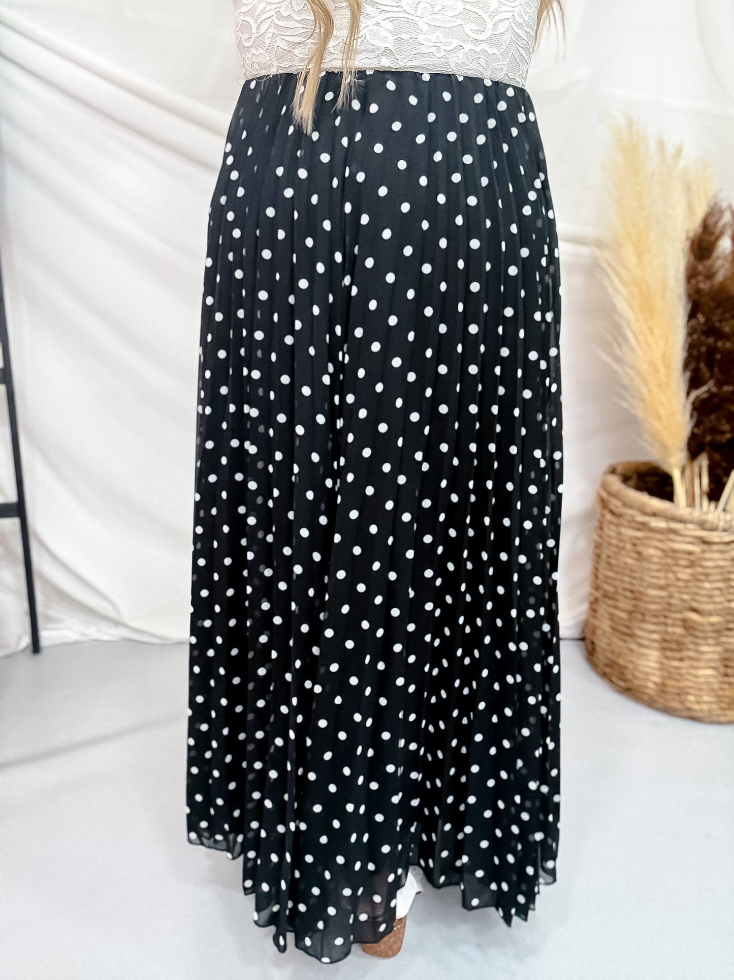 Black & White Polka Dot Pleated Midi Skirt - Whiskey Skies - DAVI & DANI