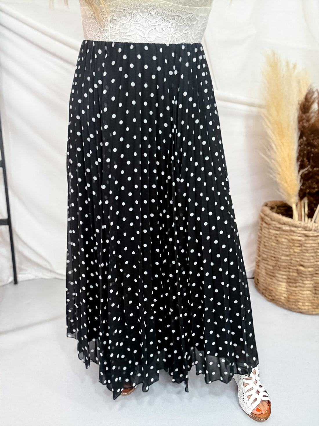 Black & White Polka Dot Pleated Midi Skirt - Whiskey Skies - DAVI & DANI