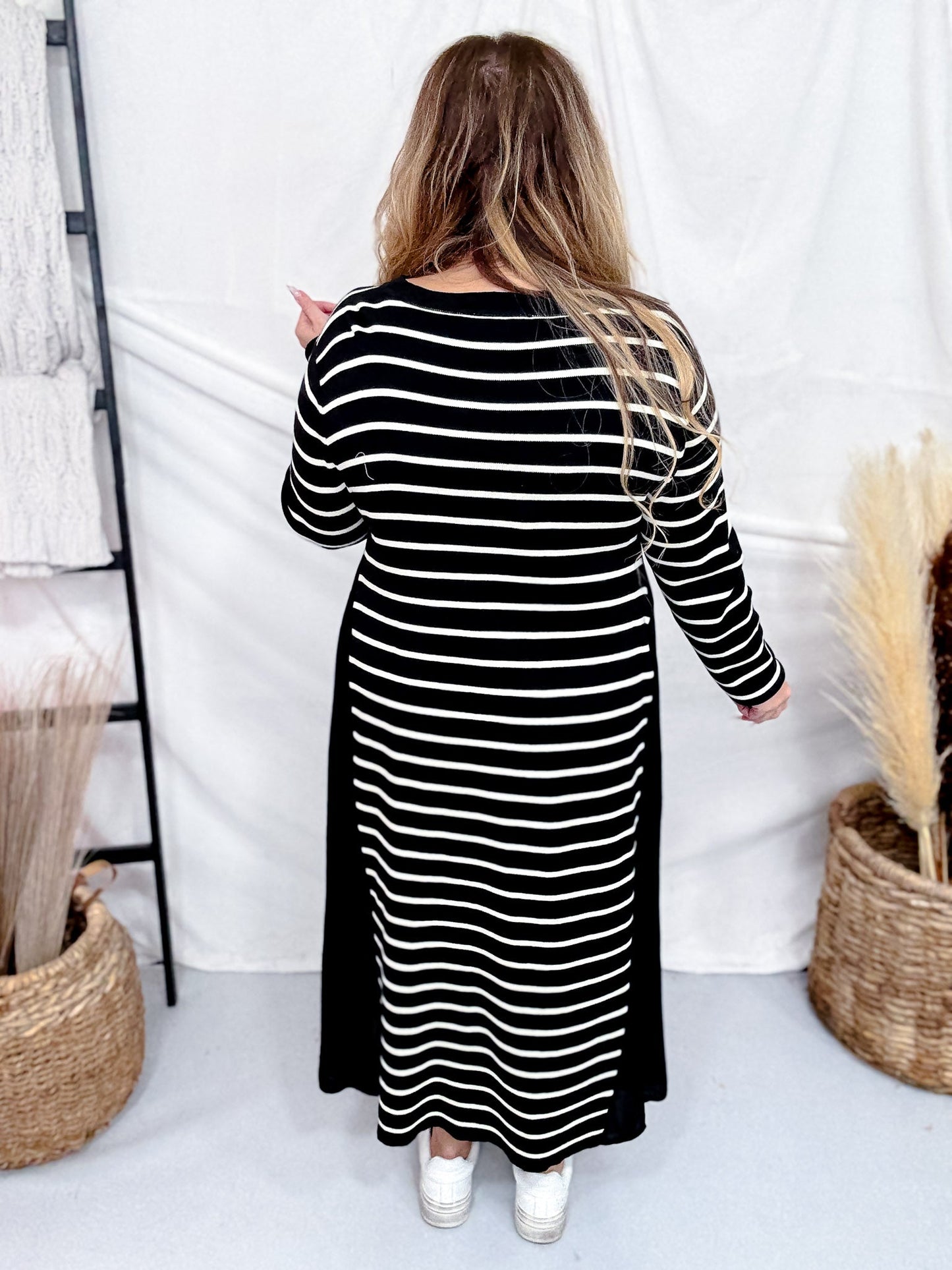 Black & White Striped Color Block Long Sleeve Dress - Whiskey Skies - J.NNA