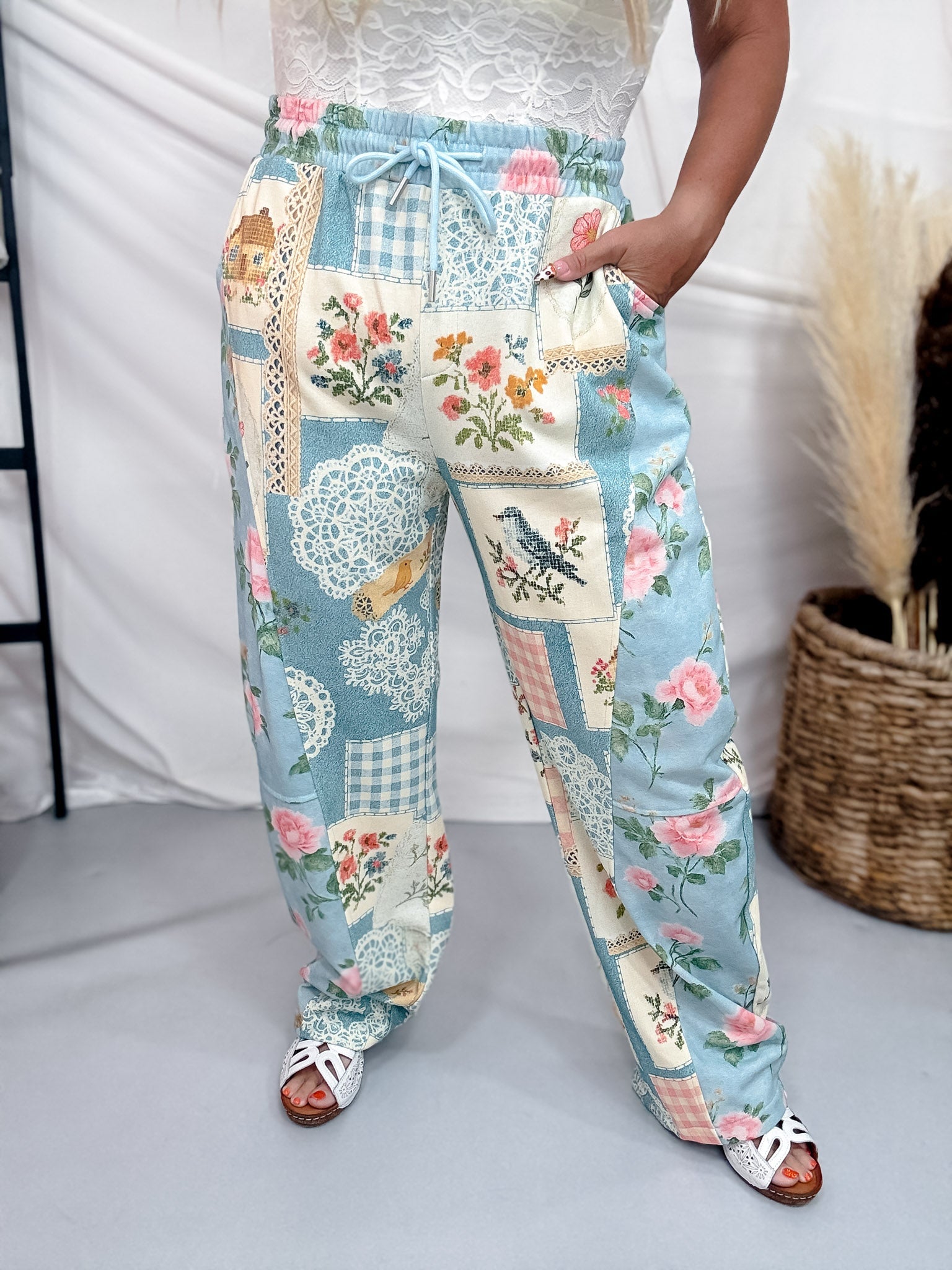 Blue Floral Patchwork Print Jogger Pants – Whiskey Skies