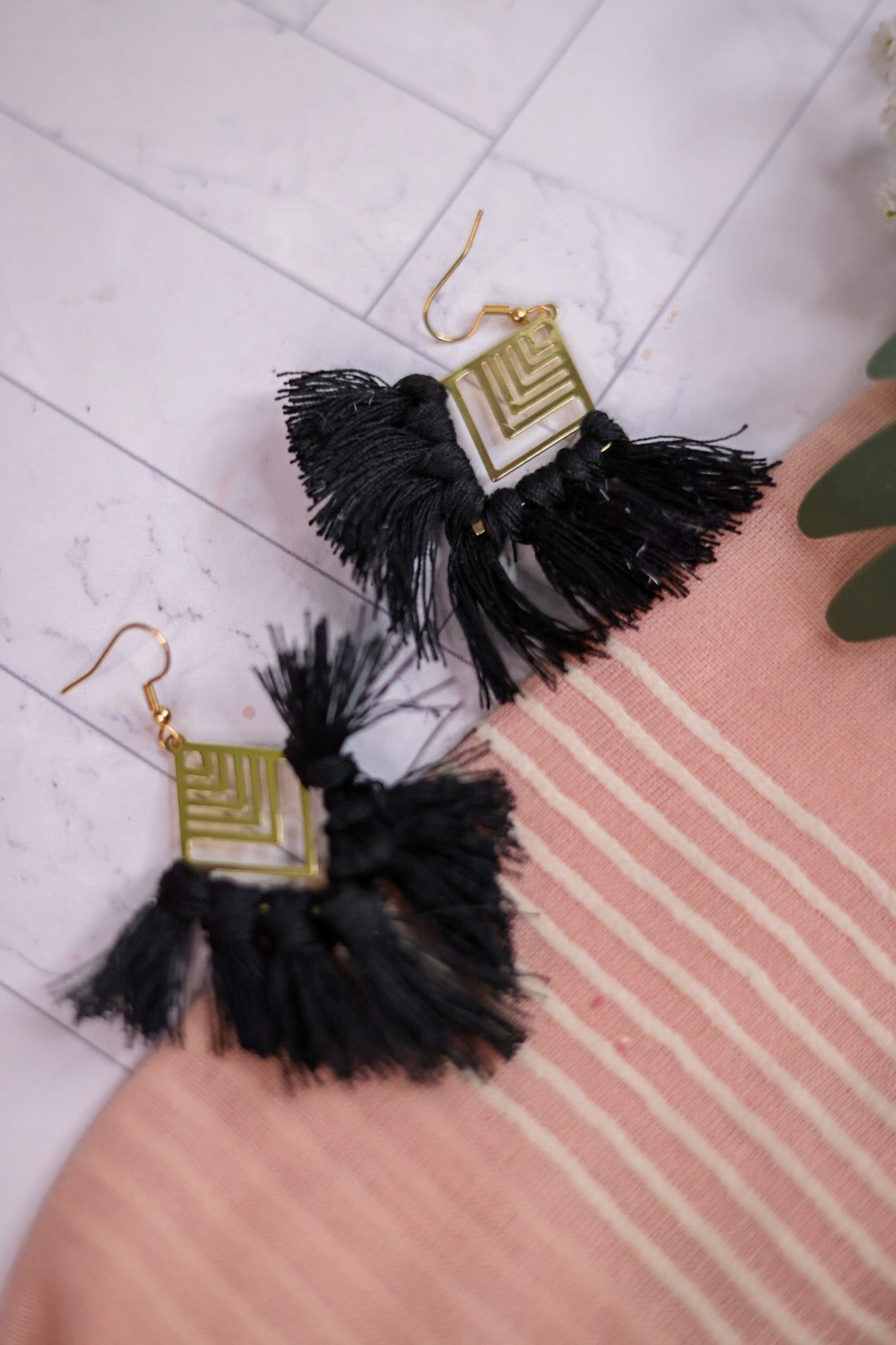 Boho Daze In Jet Black Earrings - Whiskey Skies - DIXIE BLISS