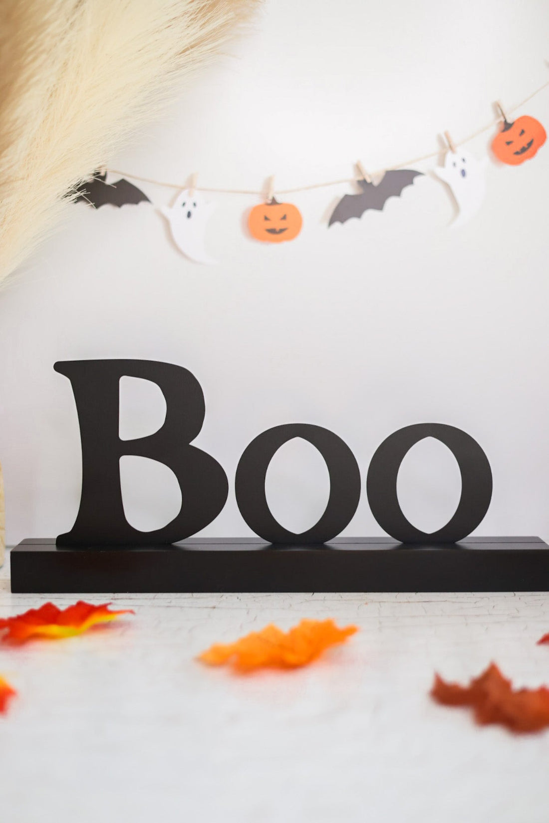 "Boo" Magnetic Word w/ Wood Base - Whiskey Skies - ROEDA STUDIO