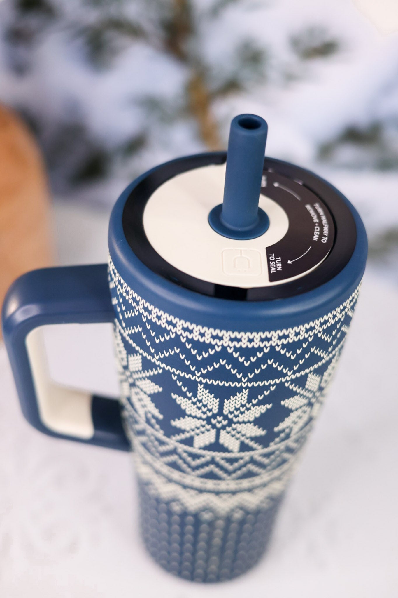 Brumate Alpine Knit 20oz Era Tumbler - Whiskey Skies - BRUMATE