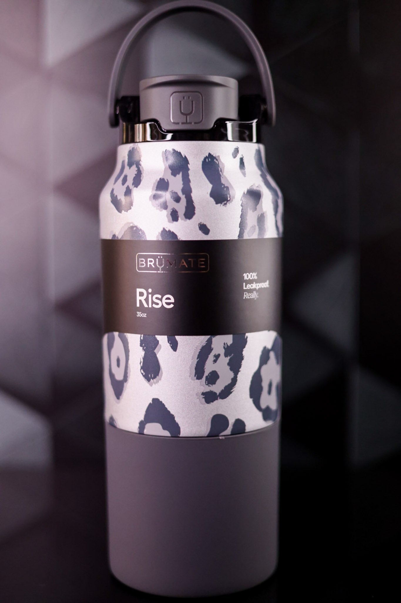 Brumate Metallic Leopard 35oz Rise Tumbler - Whiskey Skies - BRUMATE