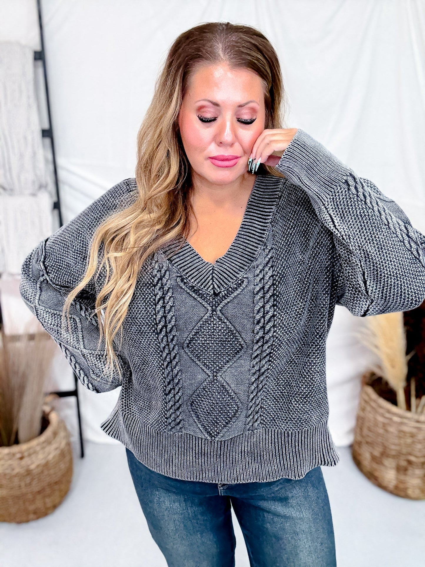 Charcoal Gray Vintage Vibe Cable Knit Sweater - Whiskey Skies - SWEET GENERIS