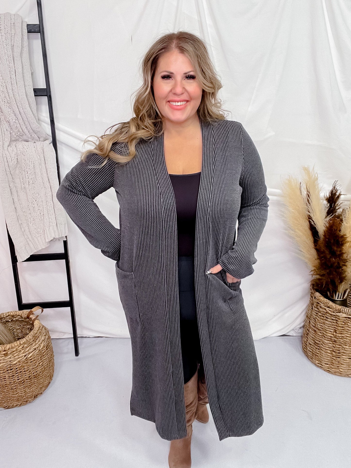 Charcoal Grey Ribbed Duster with Side Slits - Whiskey Skies - STYLIVE