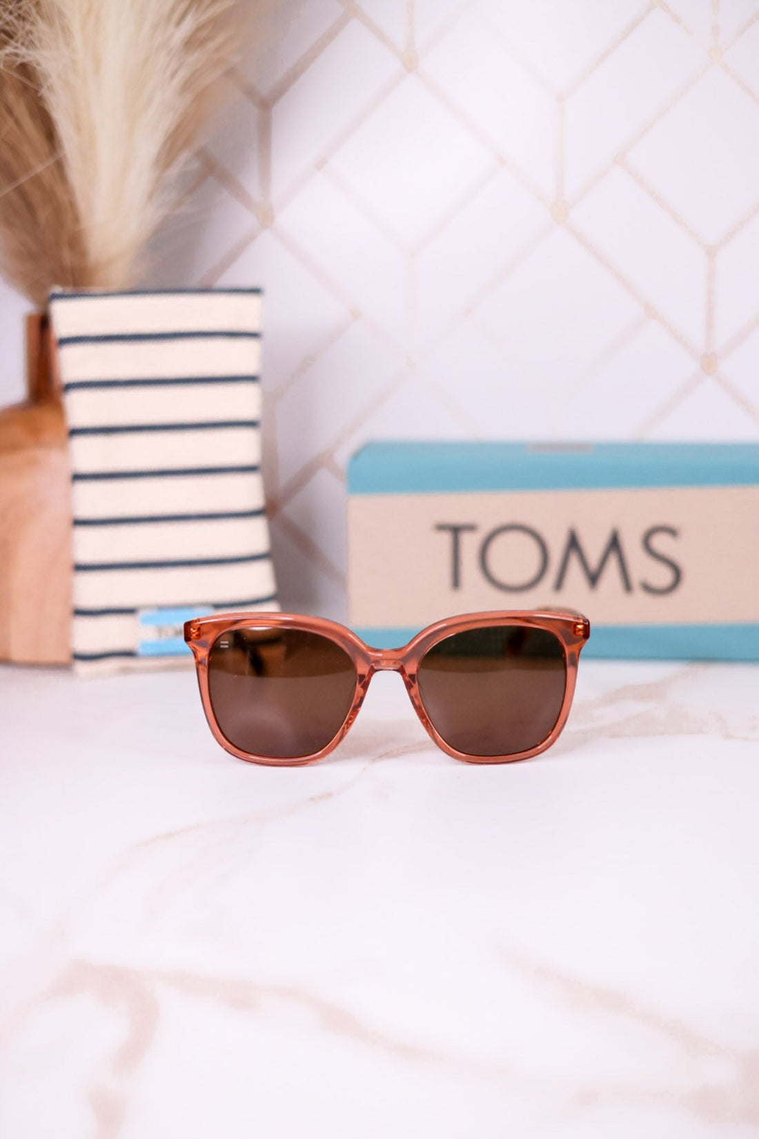 Charmaine Sunglasses In Apricot Crystal - Whiskey Skies - TOMS