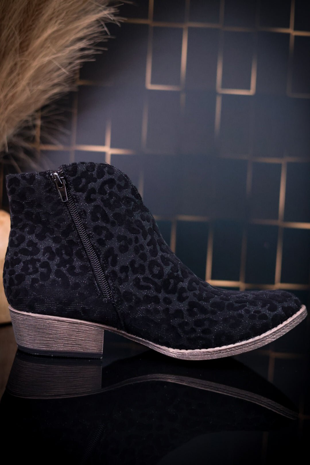 Charming Black Leopard Ankle Booties - Whiskey Skies - VERY G