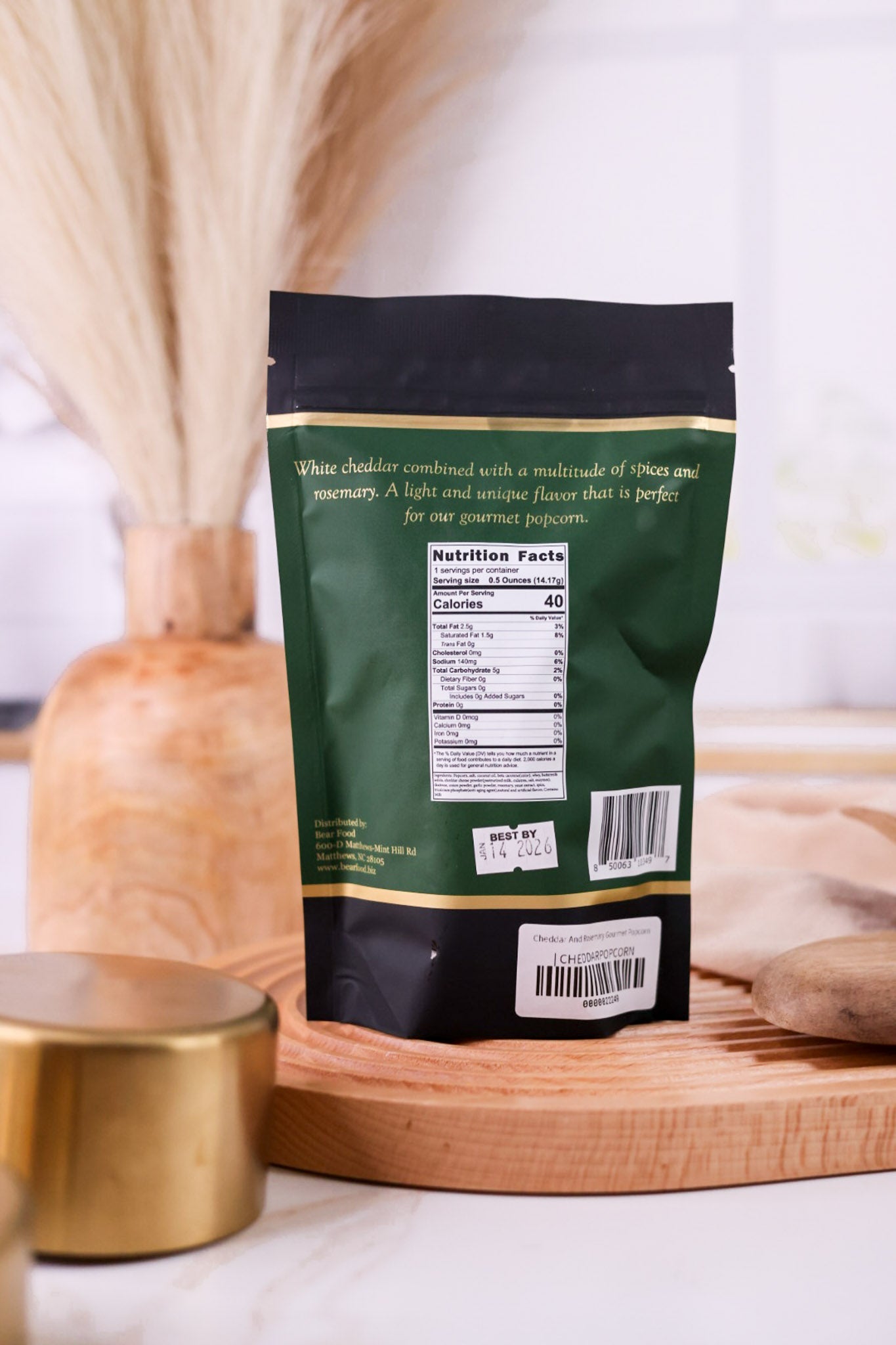 Cheddar And Rosemary Gourmet Popcorn - Whiskey Skies - BEAR FOOD