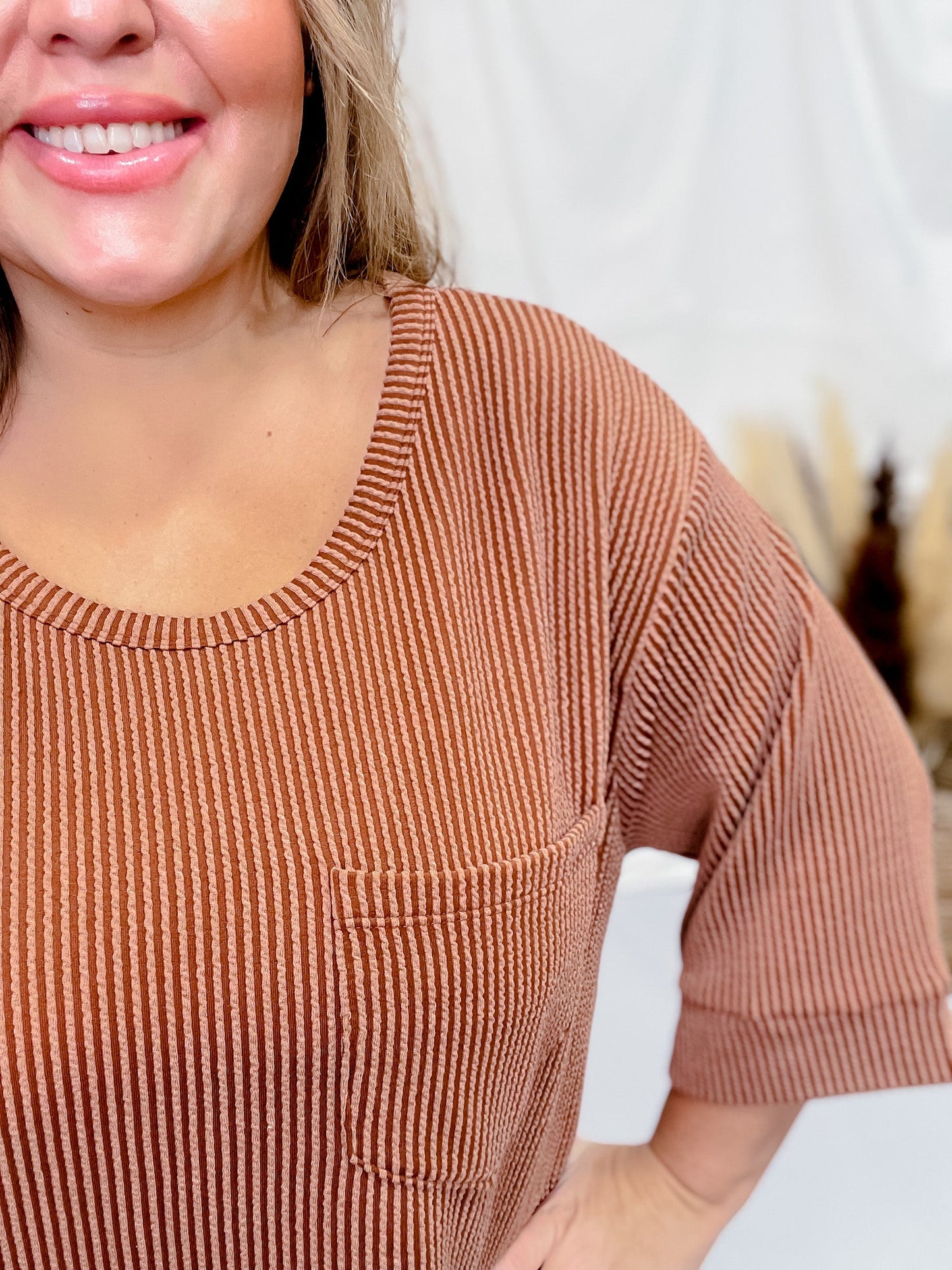 Chestnut Ribbed 3/4 Sleeve Boxy Top - Whiskey Skies - ANDREE BY UNIT