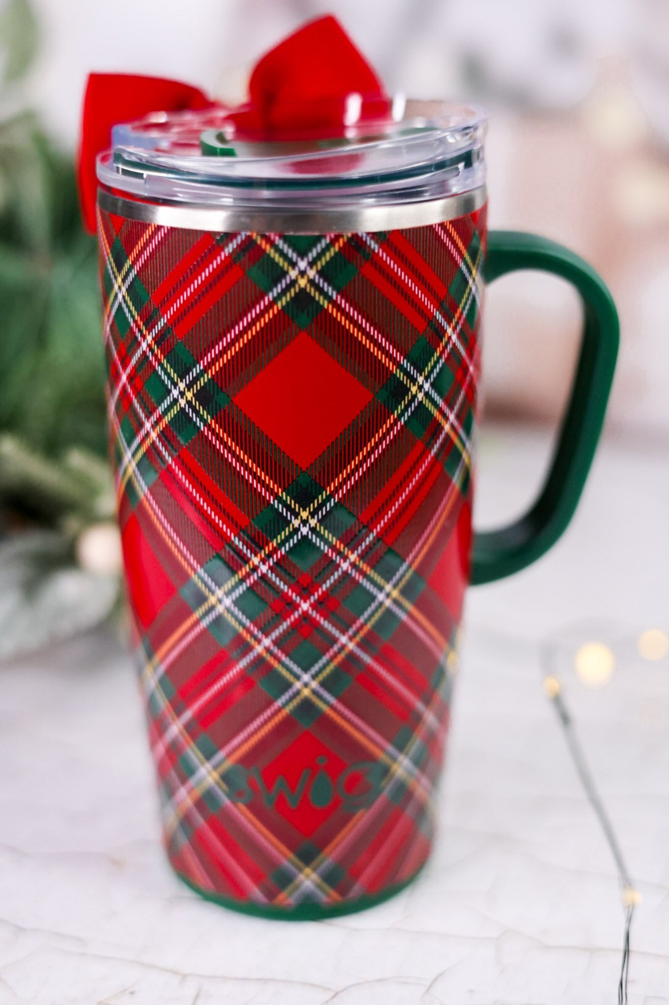 Christmas Plaid 22oz Travel Mug - Whiskey Skies - SWIG LIFE