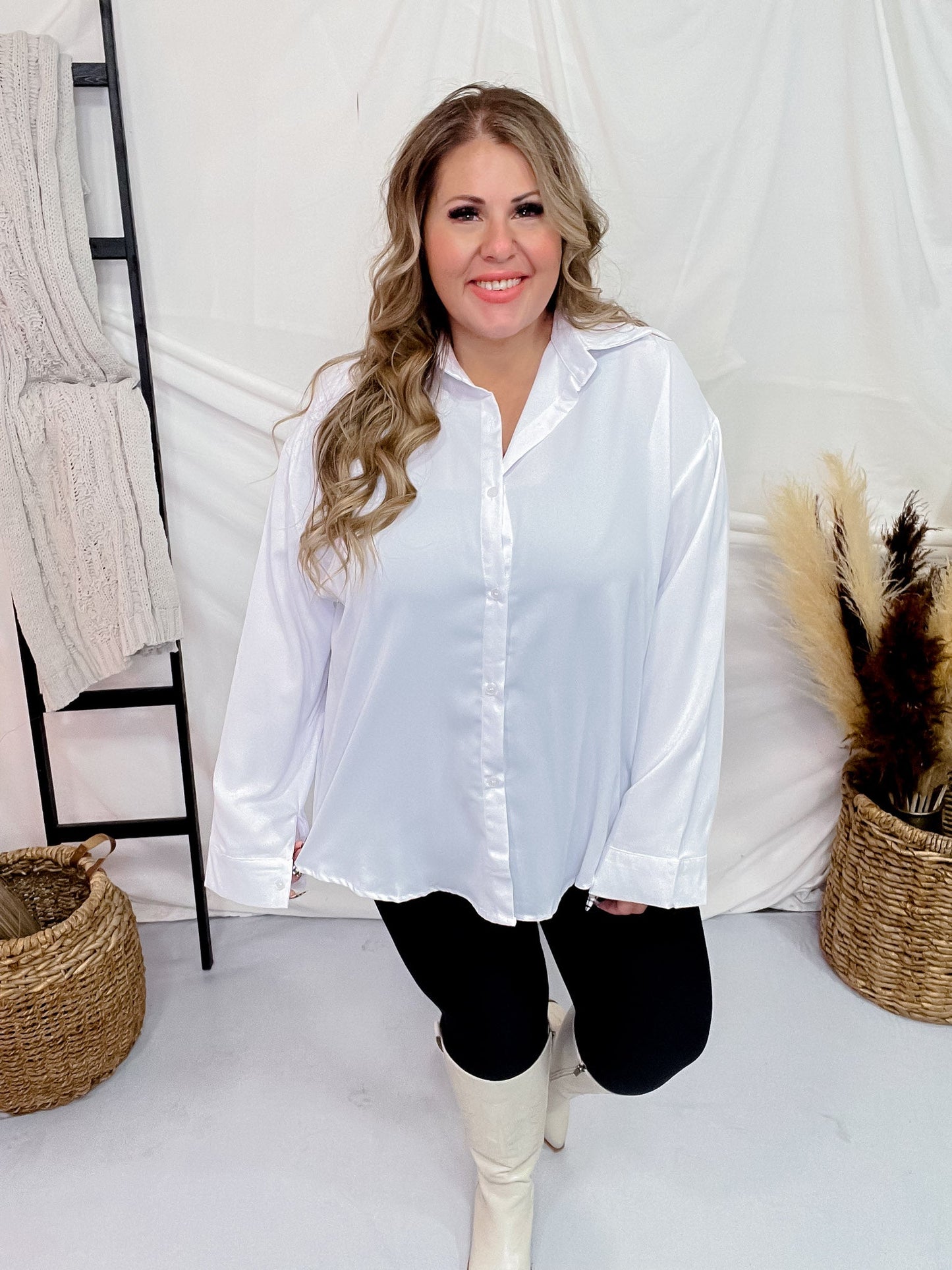 Classic White Long Sleeve Kathryn Top - Whiskey Skies - SOUTHERN GRACE