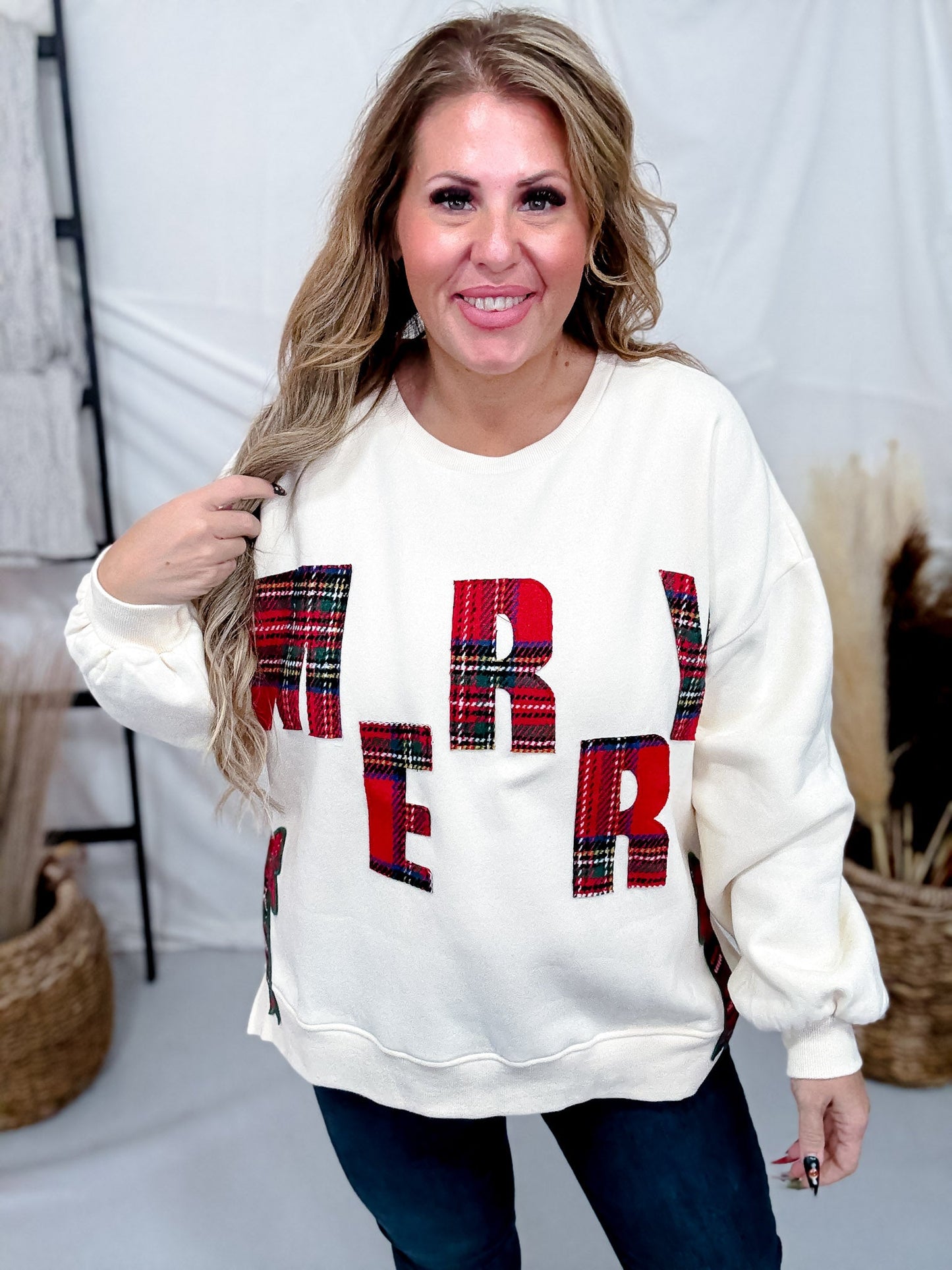Cream Sweatshirt With Red Plaid "Merry" Patch - Whiskey Skies - BIBI