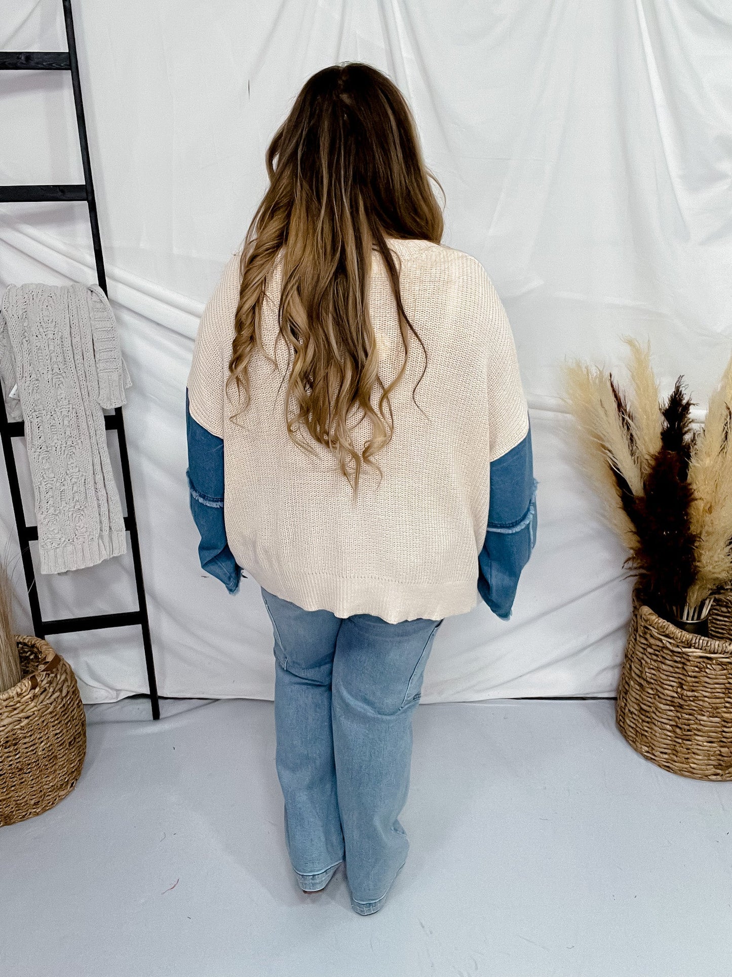 Crew Neck Ivory Sweater with Denim Sleeves - Whiskey Skies - ODDI