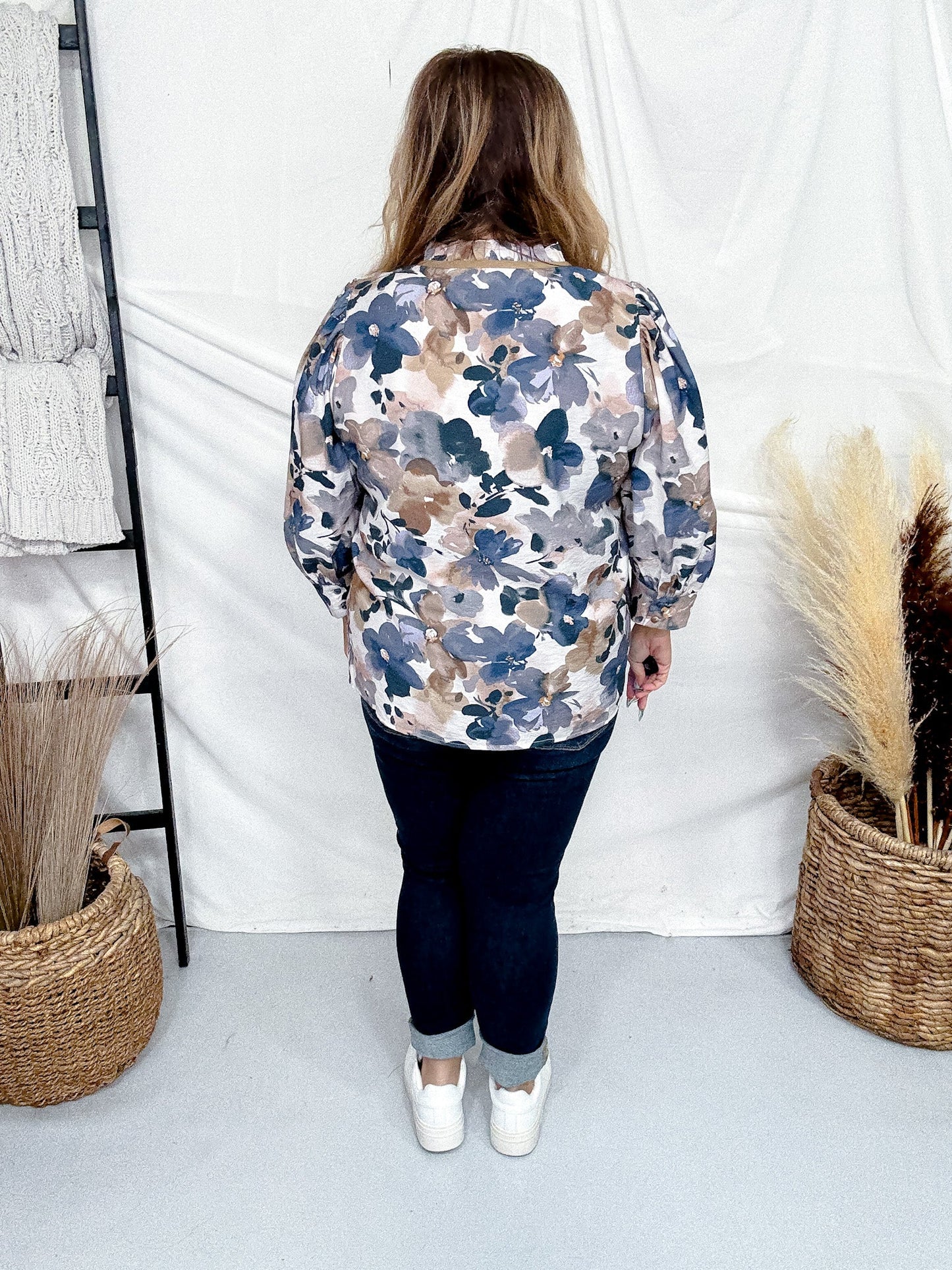 Crinkled Floral Printed Blouse With 3/4 Gathered Sleeves - Whiskey Skies - ODDI