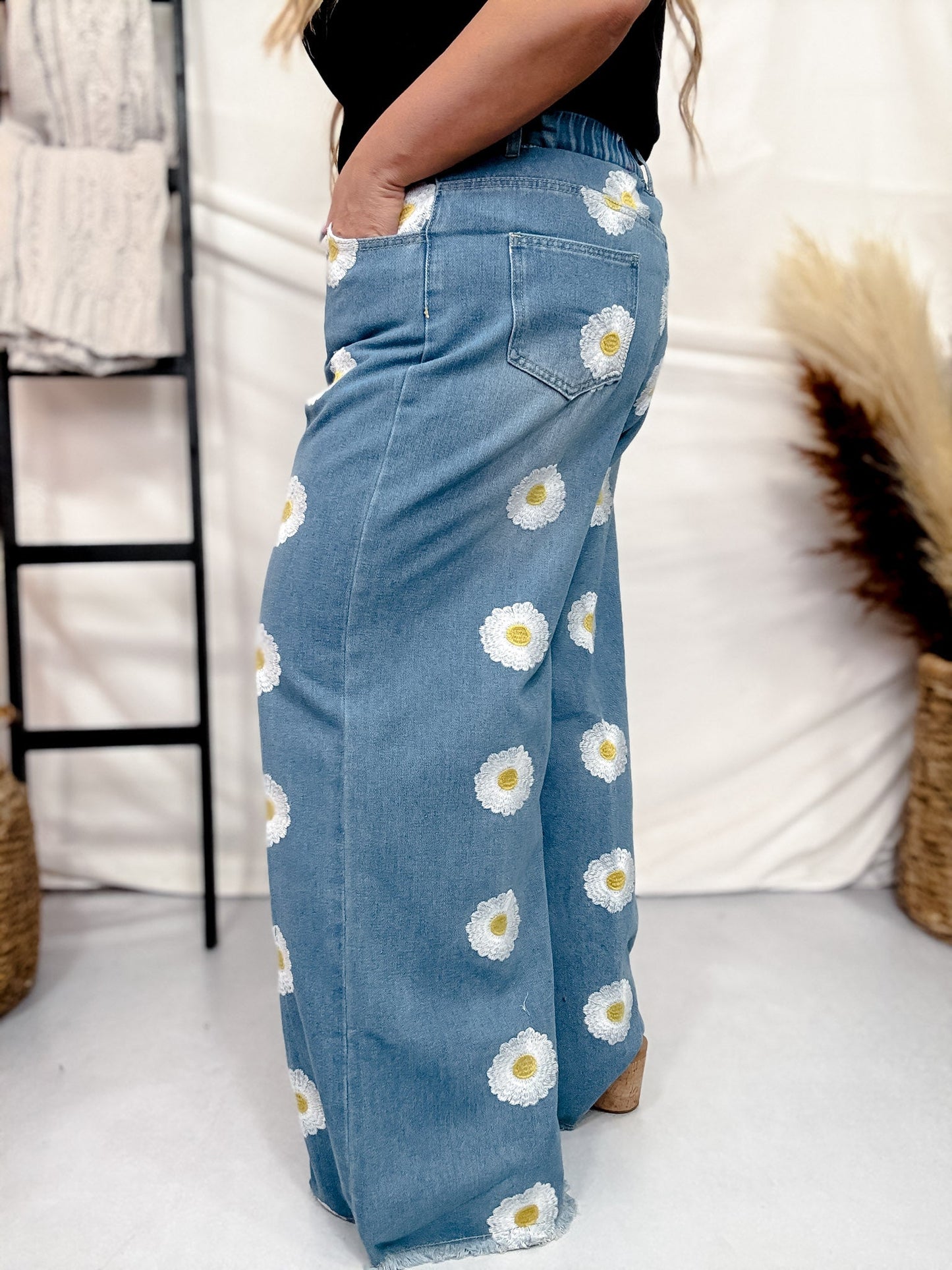 Daisy Embroidered Wide - Leg Jeans. - Whiskey Skies - DAVI & DANI