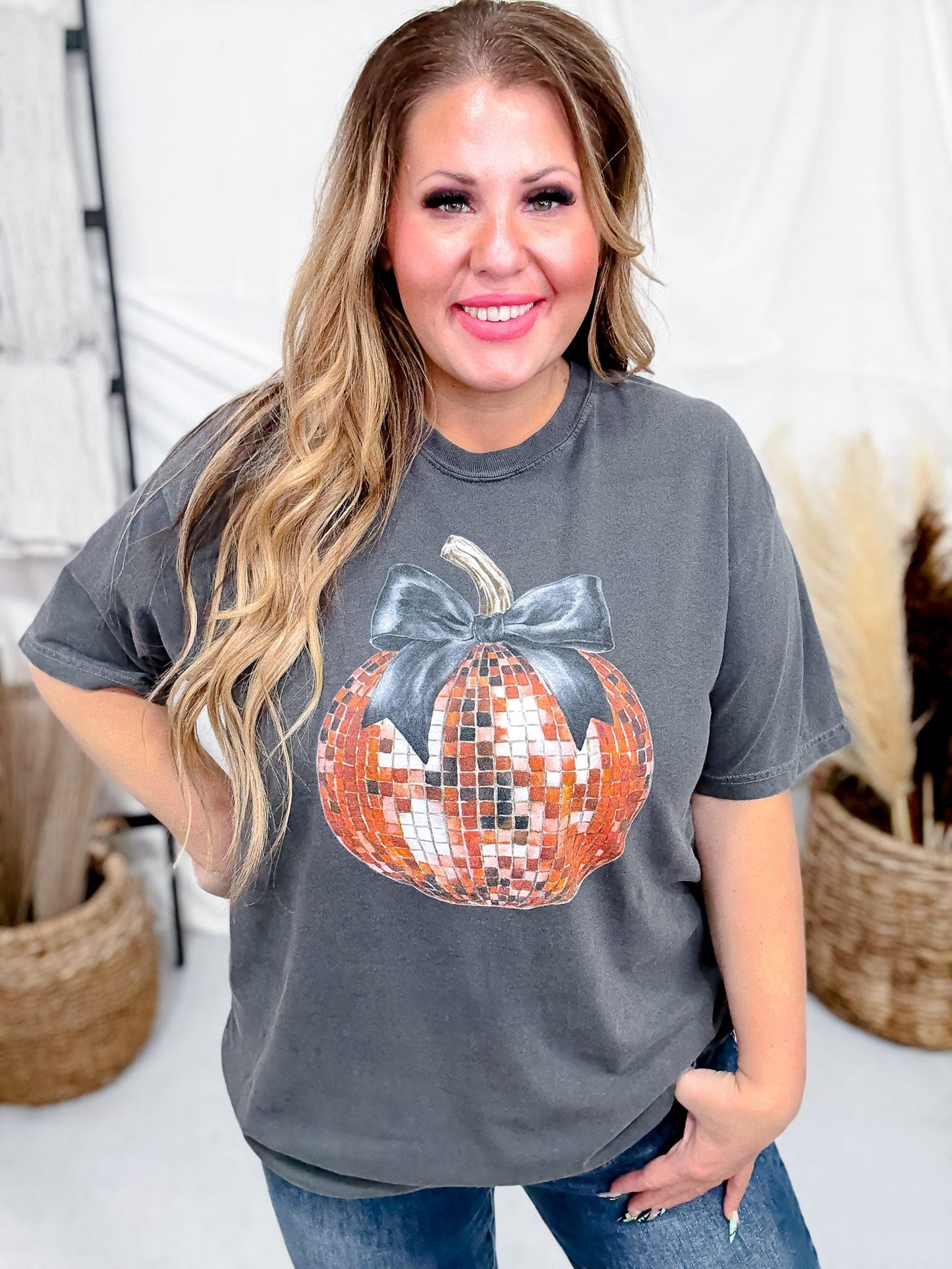 Disco Pumpkin Bow Graphic T-Shirt - Whiskey Skies - P&PD Wholesale