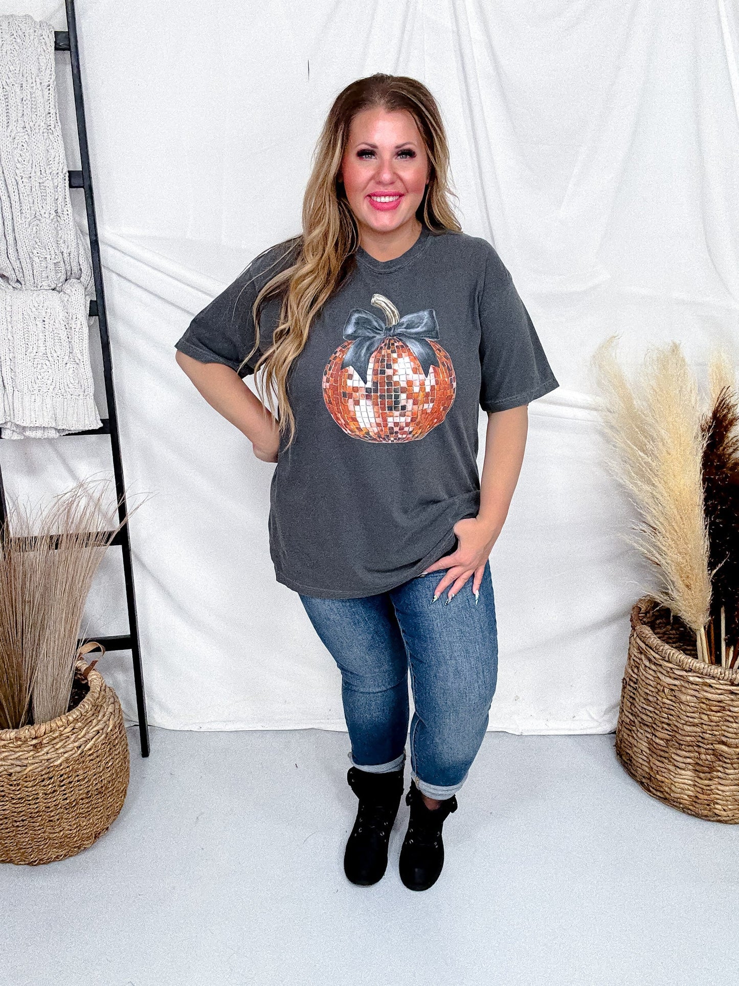 Disco Pumpkin Bow Graphic T-Shirt - Whiskey Skies - P&PD Wholesale