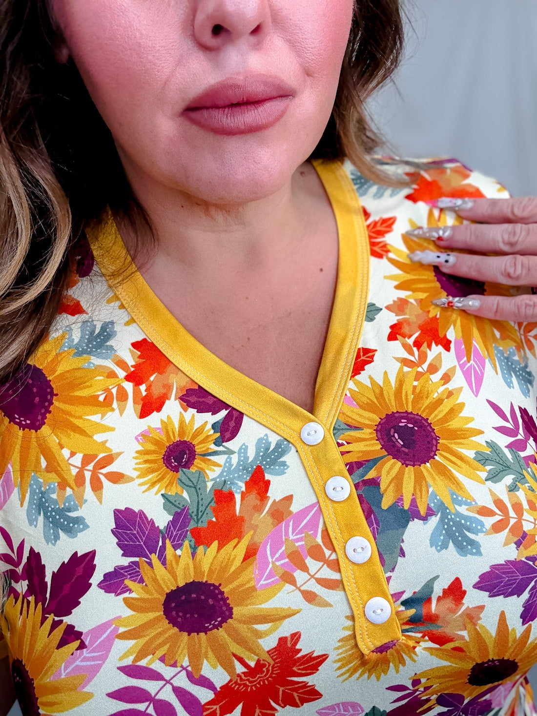Fall Sunflowers Short Sleeve Top & Joggers Loungewear Set - Whiskey Skies - SHIRLEY & STONE